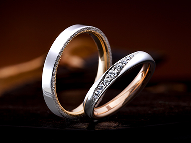 結婚指輪　鋳造　鍛造