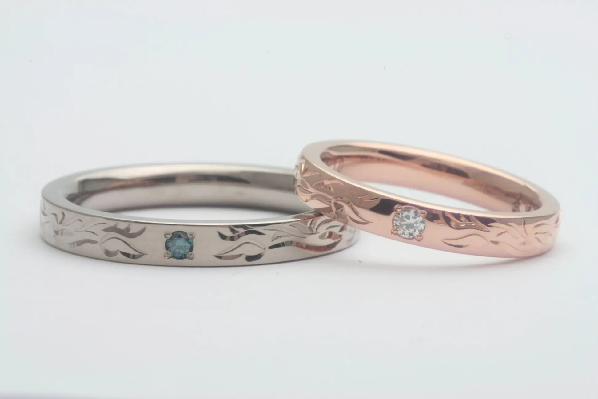 雄々しく羽ばたく二羽の鳳凰 | 結婚・婚約指輪のオーダーメイドは鍛造