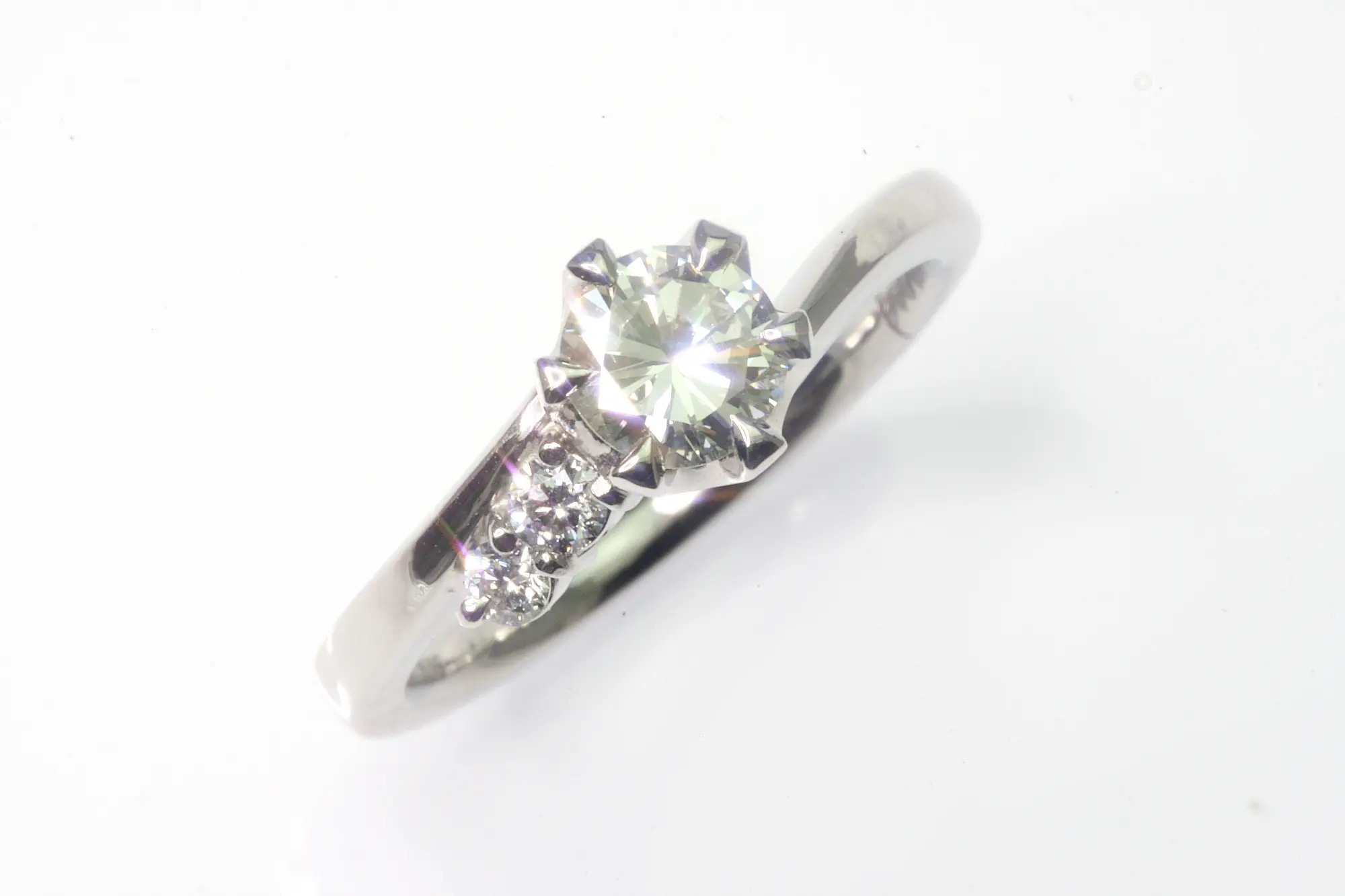 鍛造フルオーダーのご婚約指輪 | 結婚・婚約指輪のオーダーメイドは