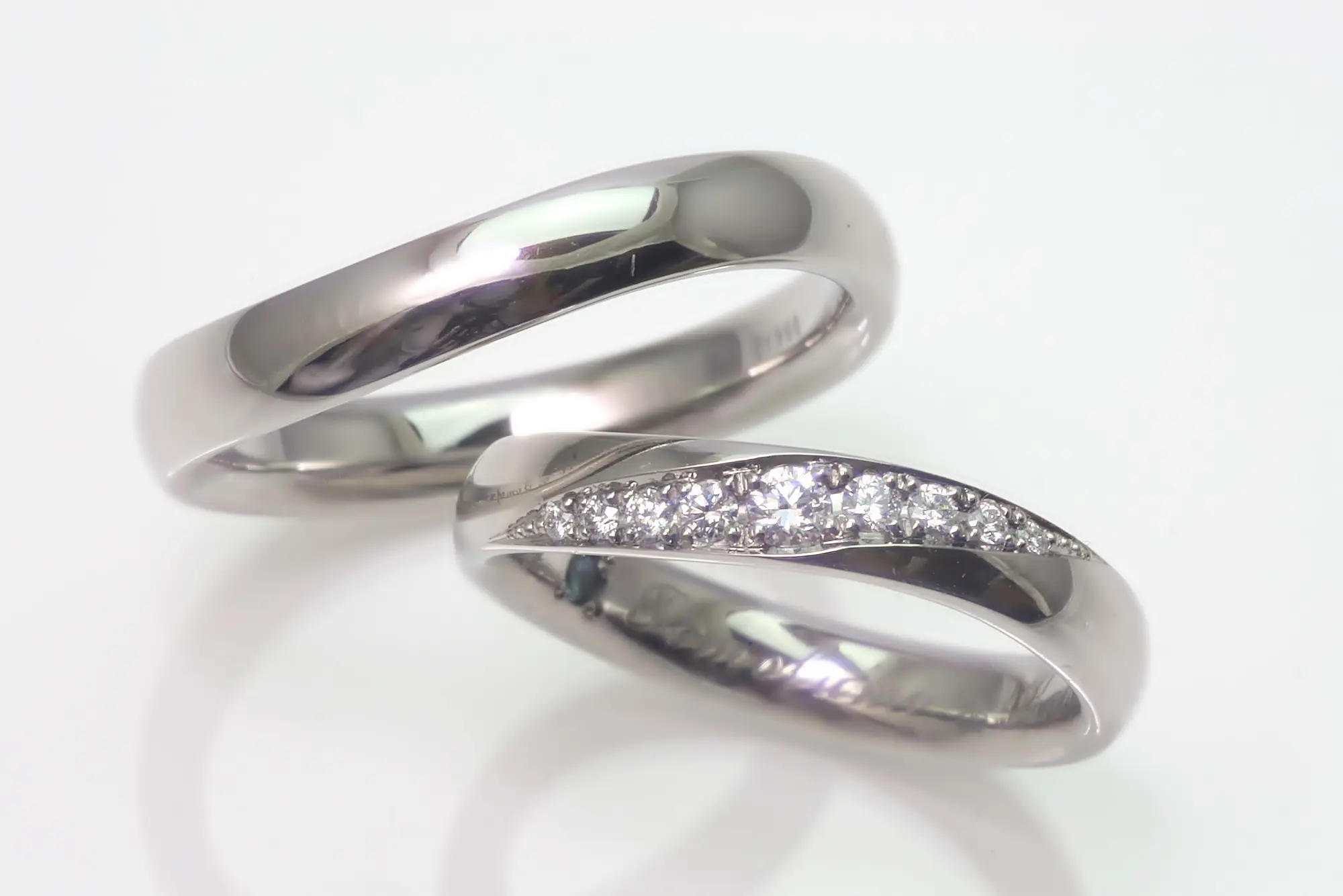 ゆるめS字のマリッジリング | 結婚・婚約指輪のオーダーメイドは