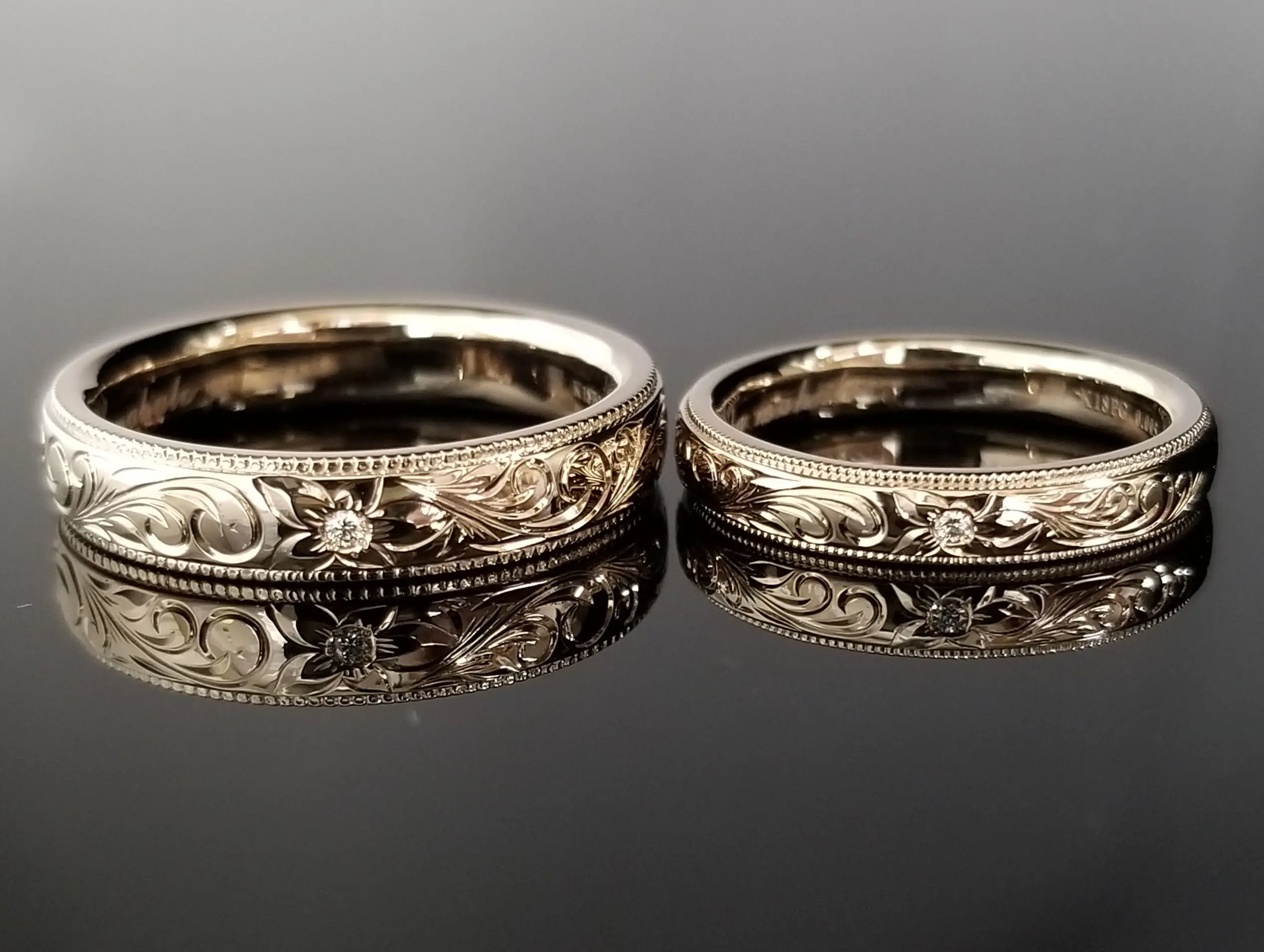 スクロールとプルメリアのハワイアンデザイン | 結婚・婚約指輪の