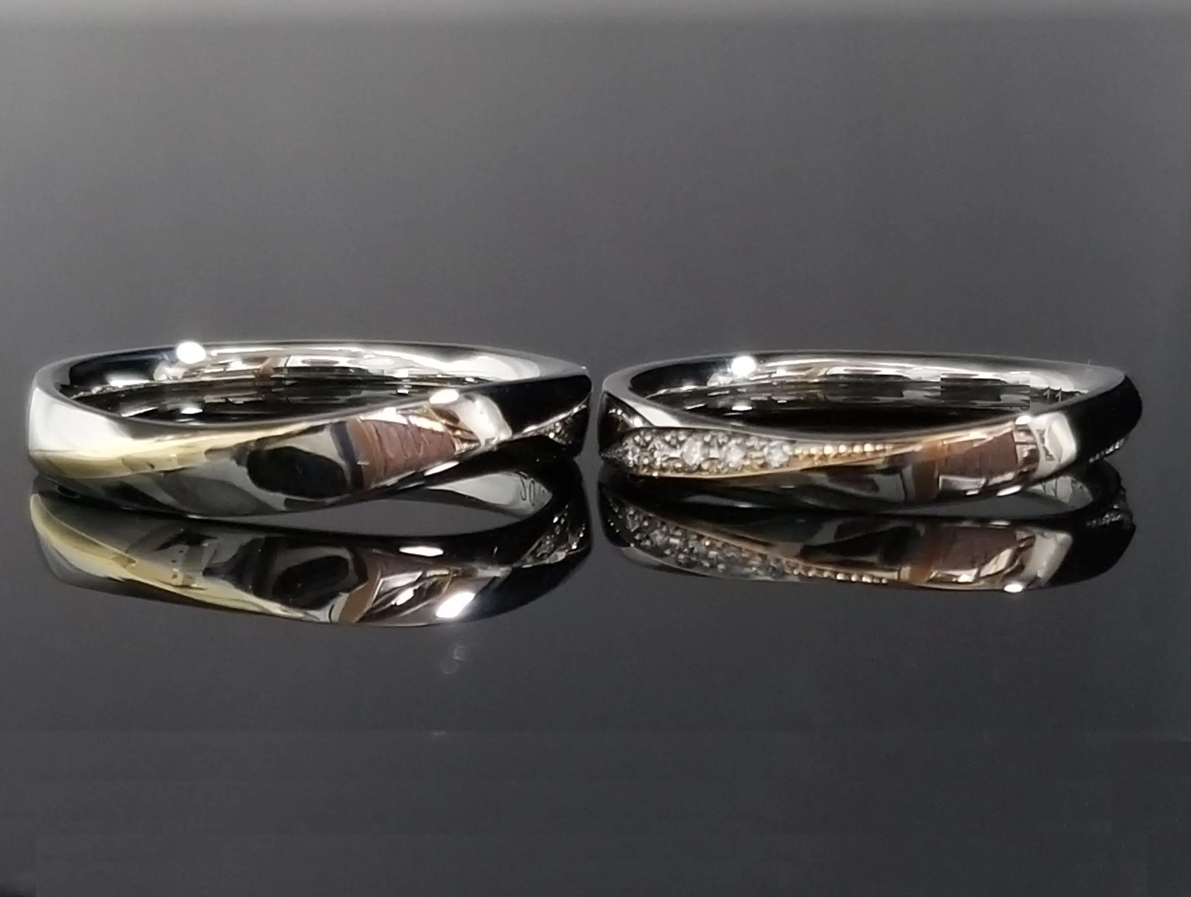 アクセントの色味がこだわり | 結婚・婚約指輪のオーダーメイドは鍛造