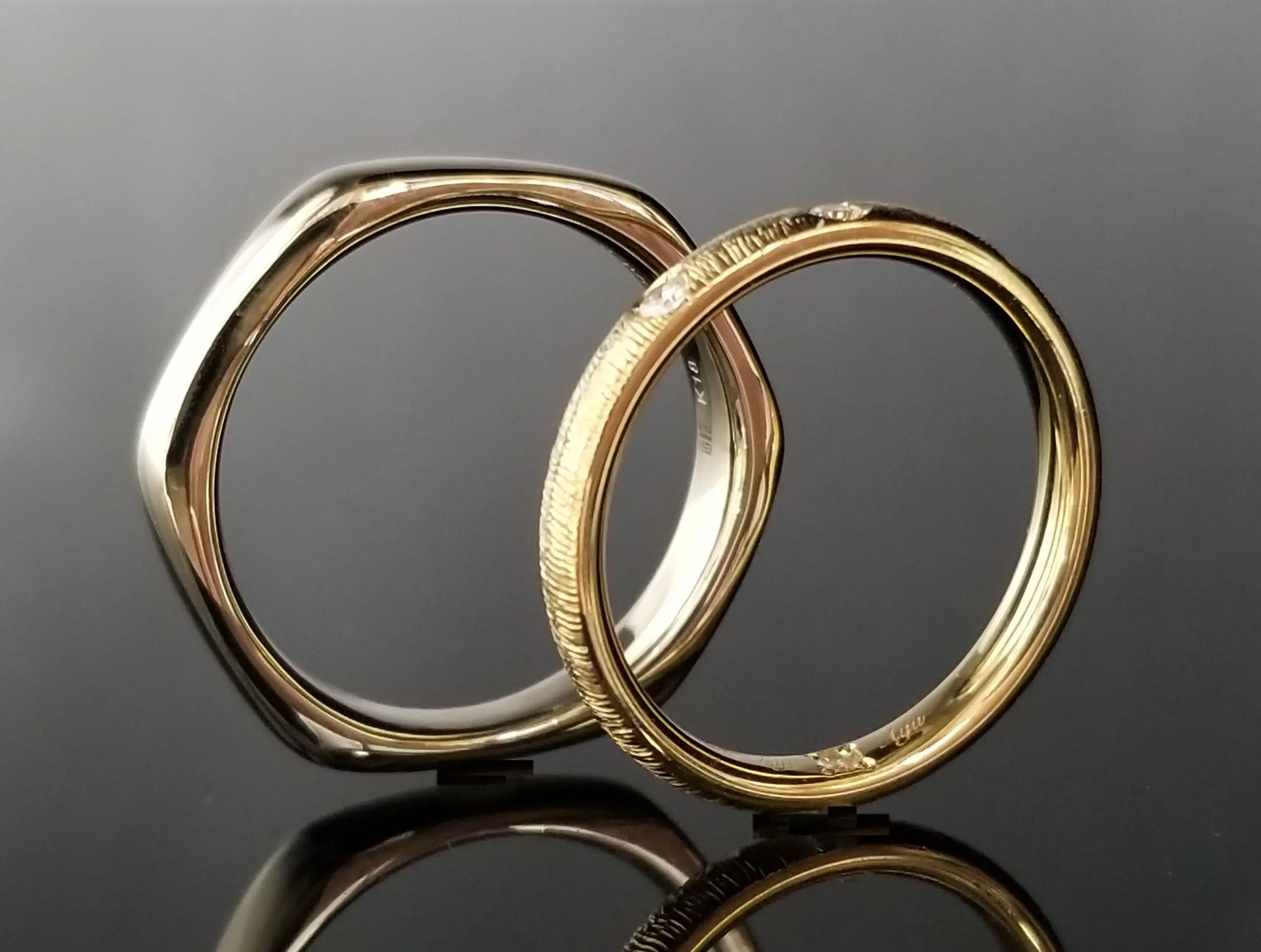 滑らかに輝く6角形リング | 結婚・婚約指輪のオーダーメイドは