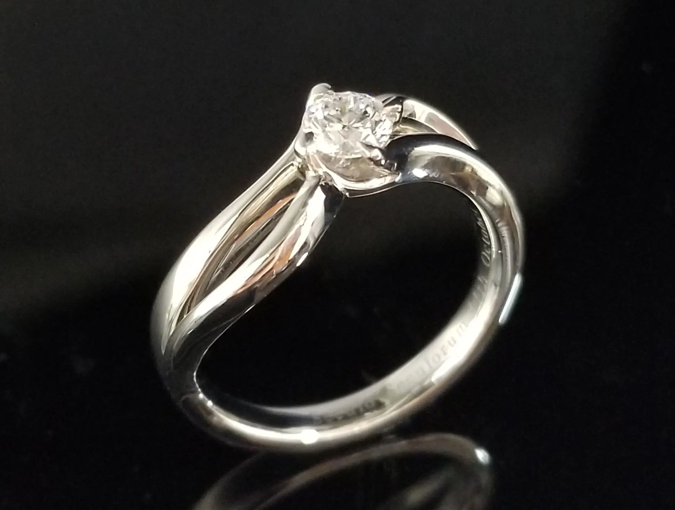 クラシカルで素敵なこだわりのリング | 結婚・婚約指輪の