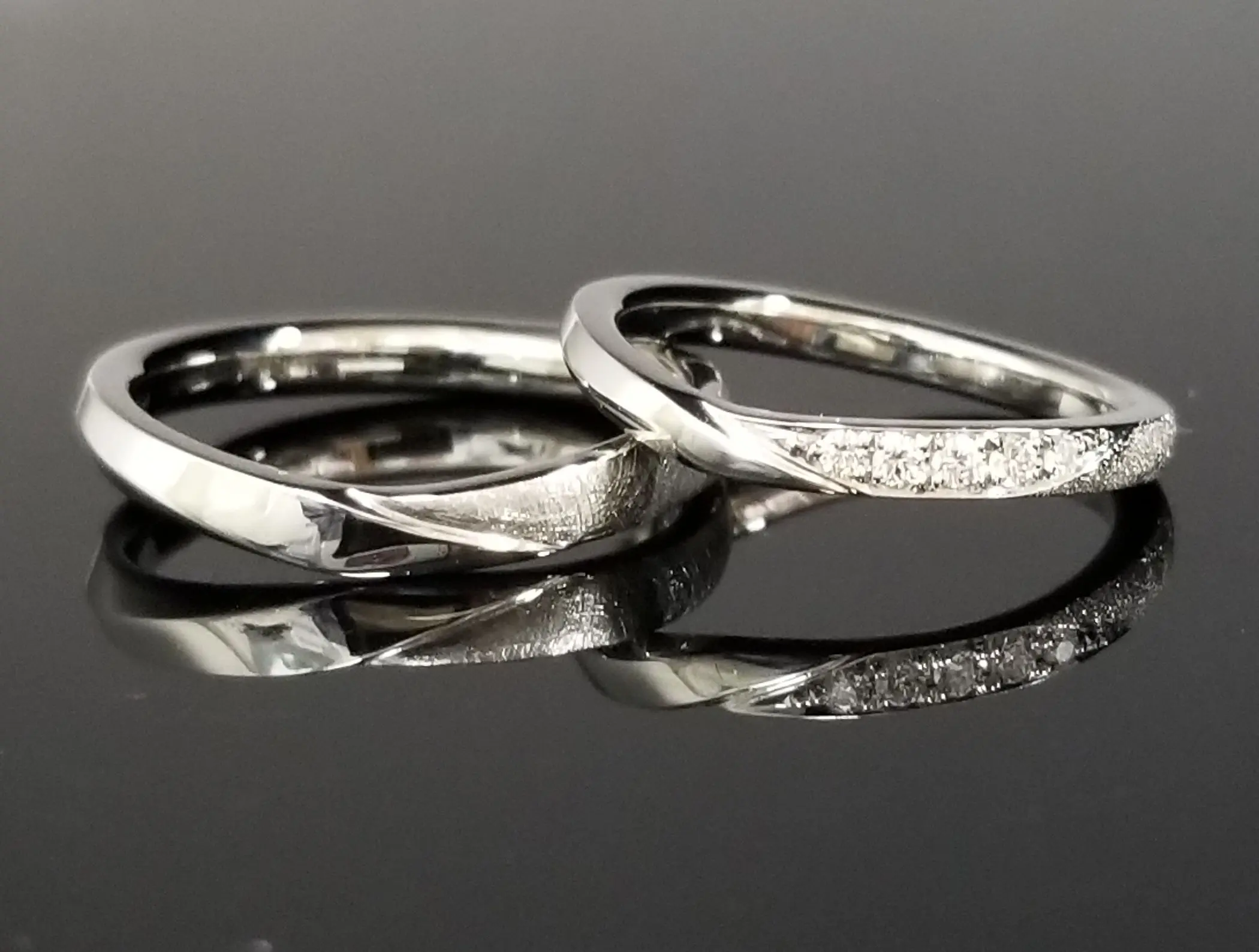 恵み✨✨丁寧真摯に対応　 ウェーブに表情を変えるデザインを | 結婚・婚約指輪のオーダーメイド