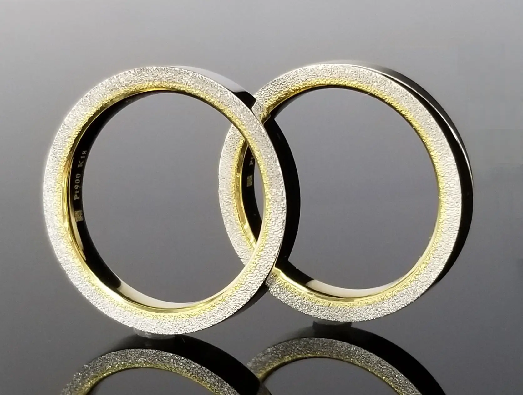 プラチナとゴールドの合わせ技 | 結婚・婚約指輪のオーダー