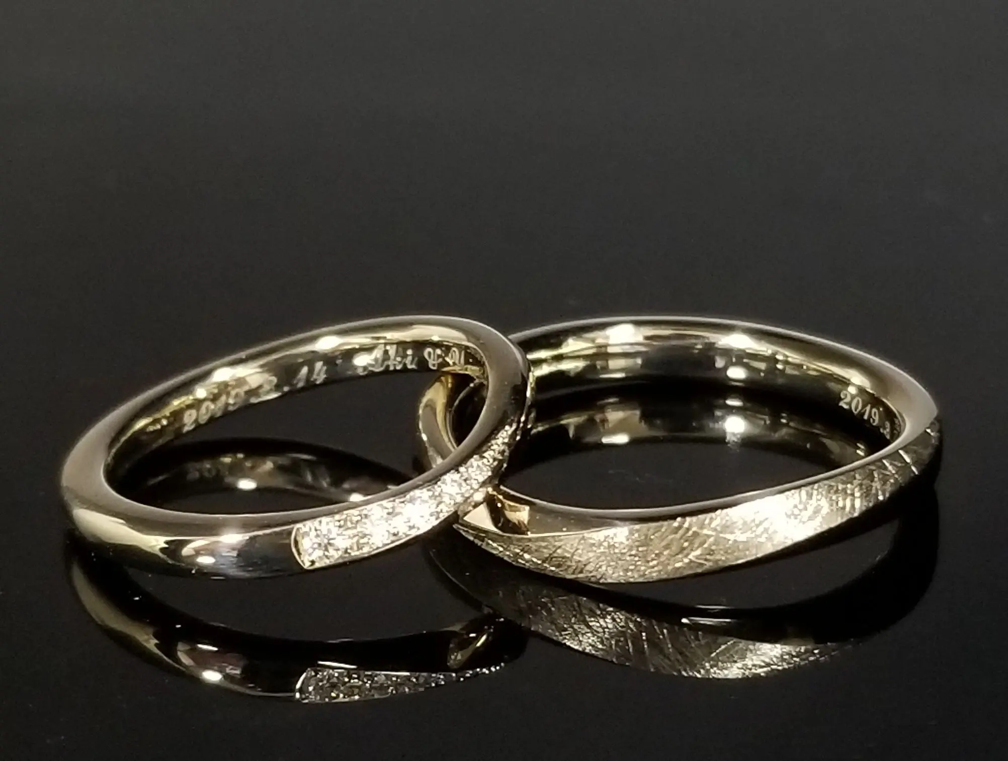シャンパンゴールドS字リング | 結婚・婚約指輪のオーダーメイド