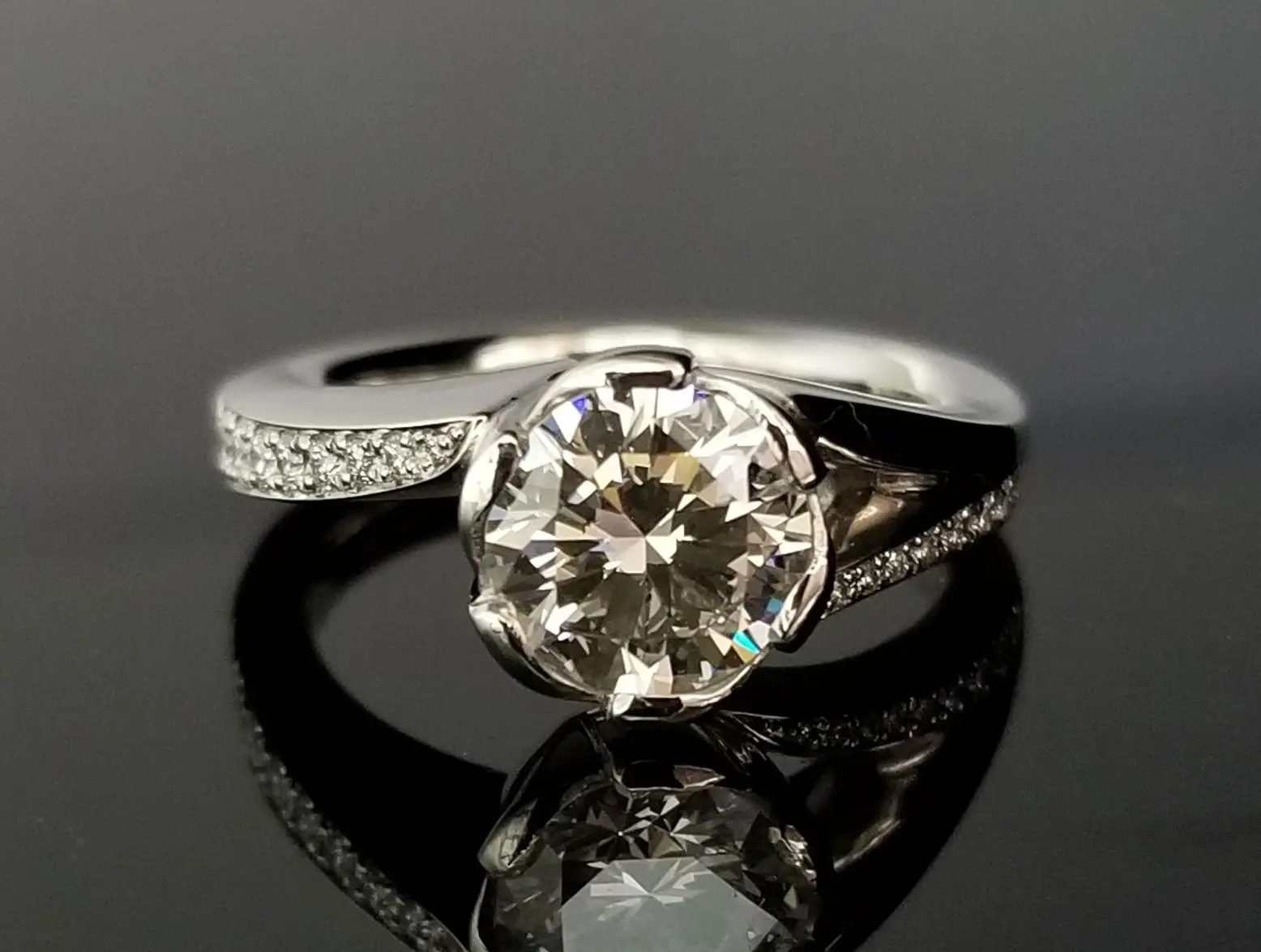 な*な様 【詳細不明】結婚指輪 婚約指輪 10号 P950 0.21 な*