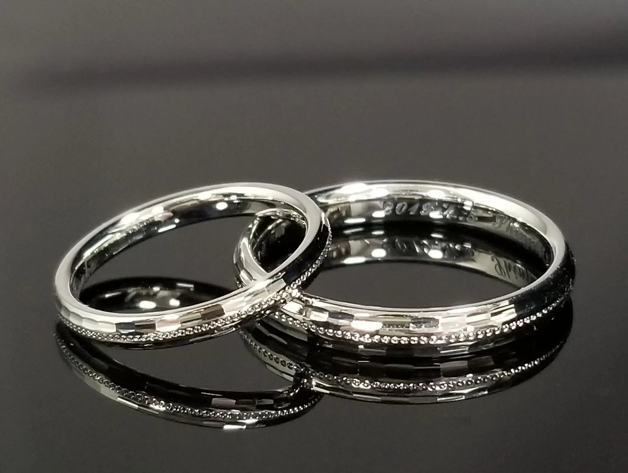 カッティングの輝く結婚指輪 | 結婚・婚約指輪のオーダーメイド