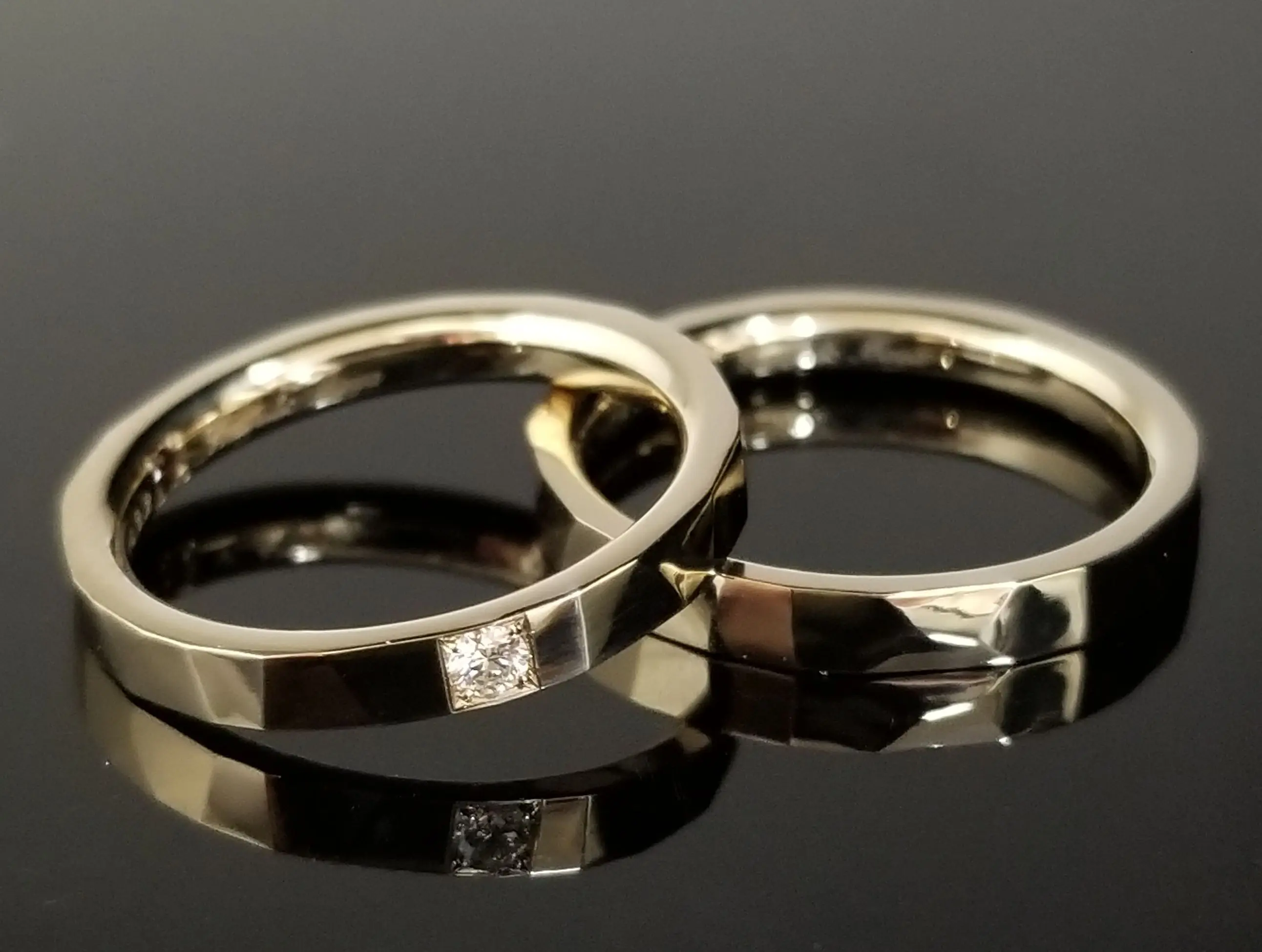 シャンパンゴールドの槌目リング | 結婚・婚約指輪のオーダー