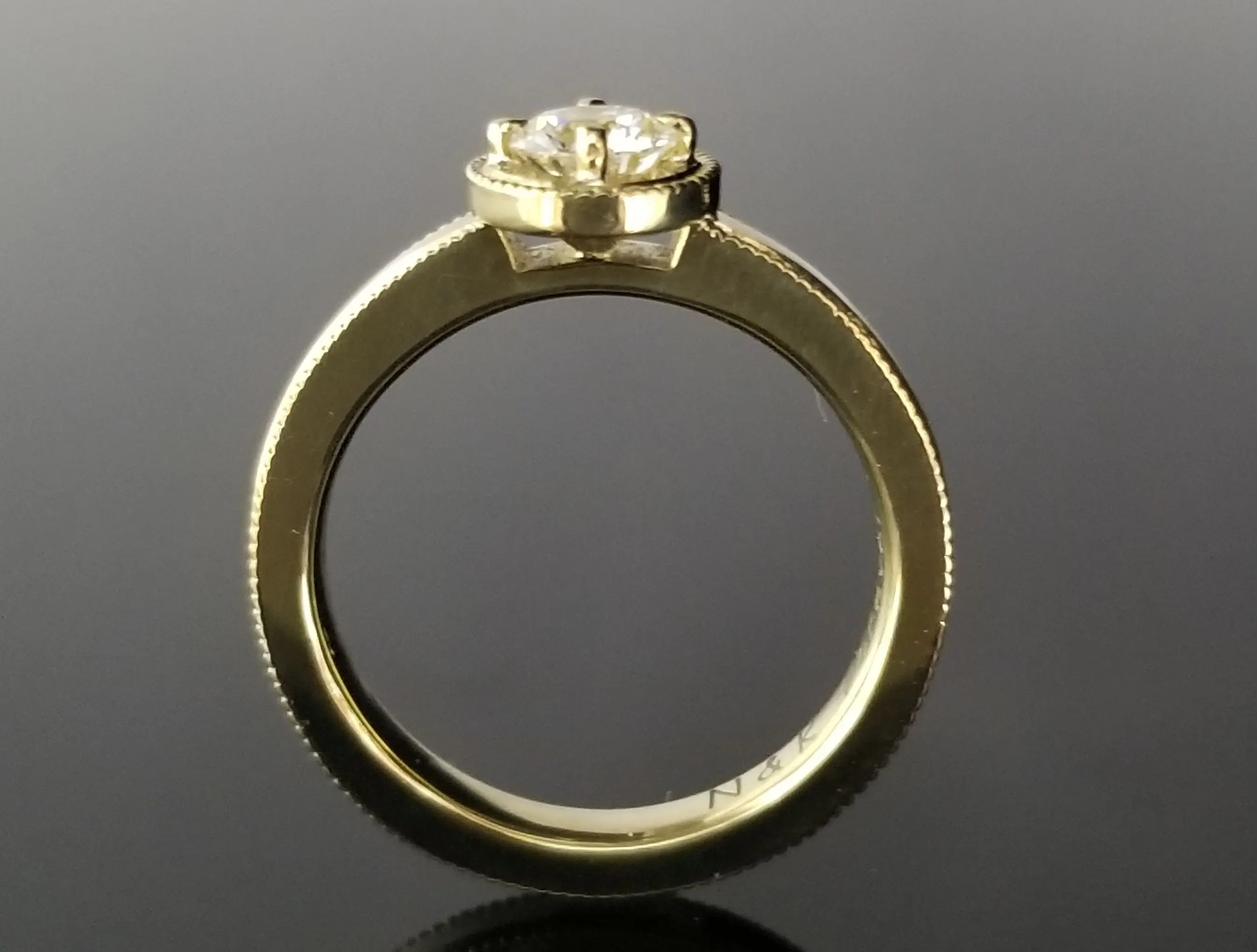 ミルグレインで大切な想いをリングに込めて。 | 結婚・婚約指輪の