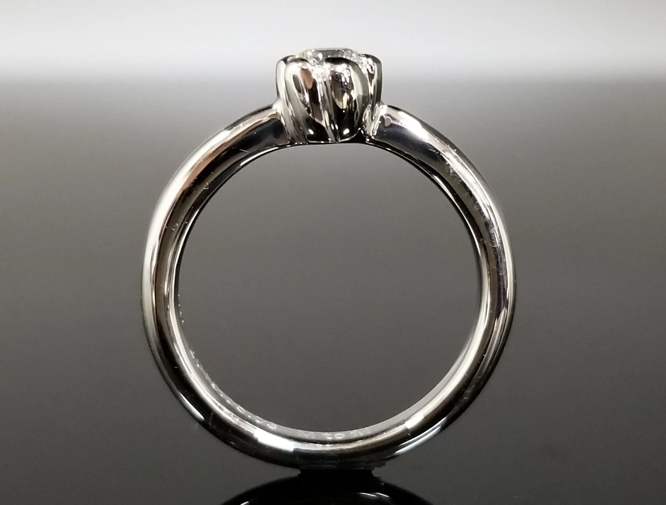 ぷっくりとした丸いフォルムが愛らしいリング | 結婚・婚約指輪