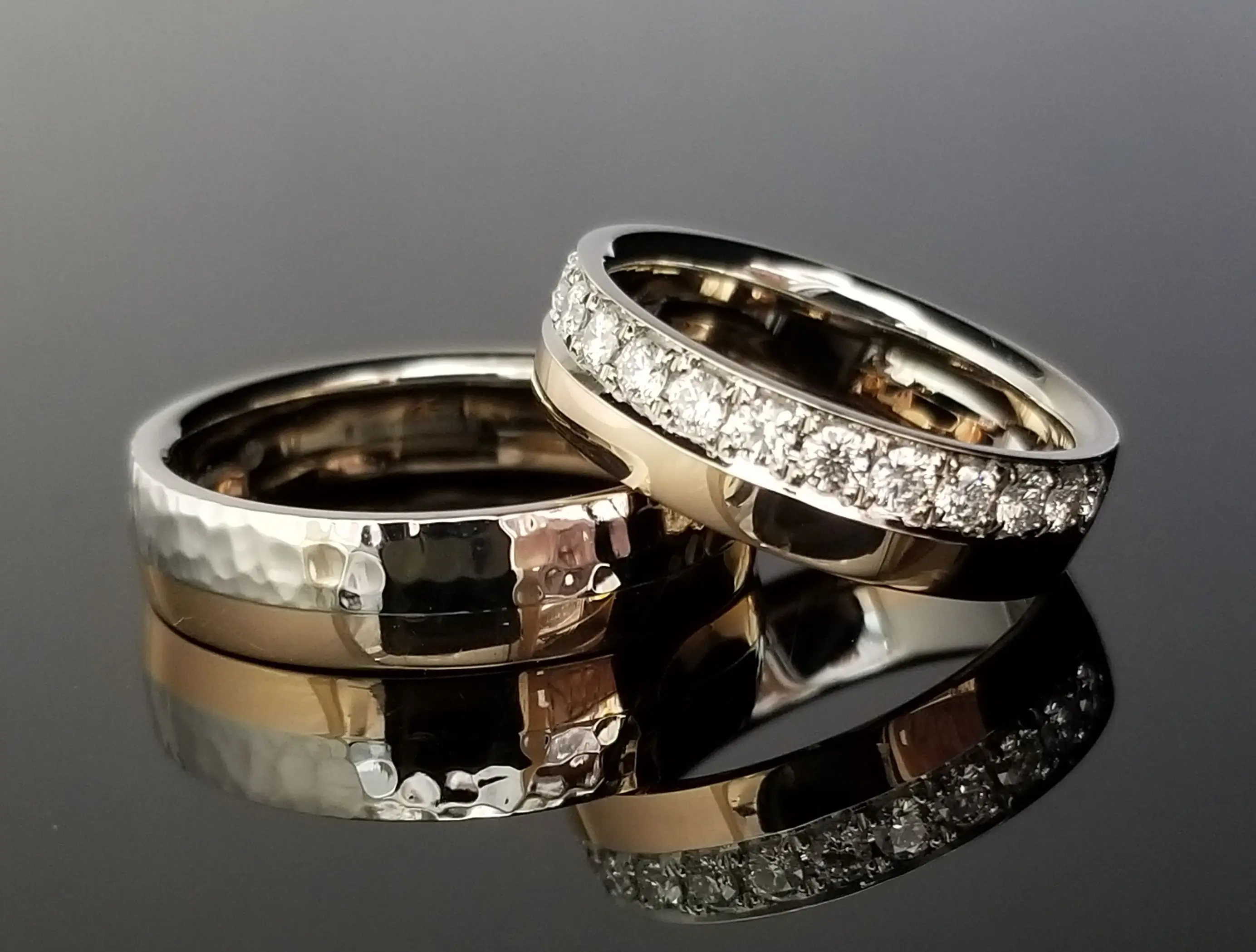 オーダーメイドでペア感たっぷりの鍛造指輪を | 結婚・婚約指輪