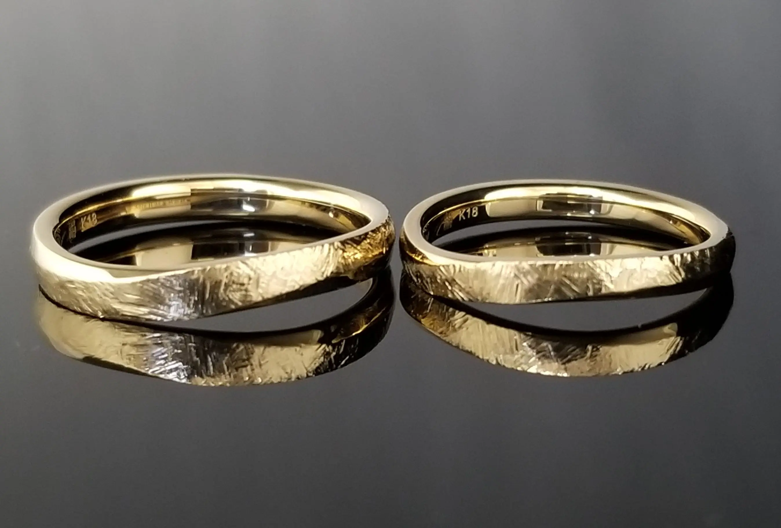 TANZOオリジナルカラーのシャンパンゴールドでご結婚指輪を | 結婚