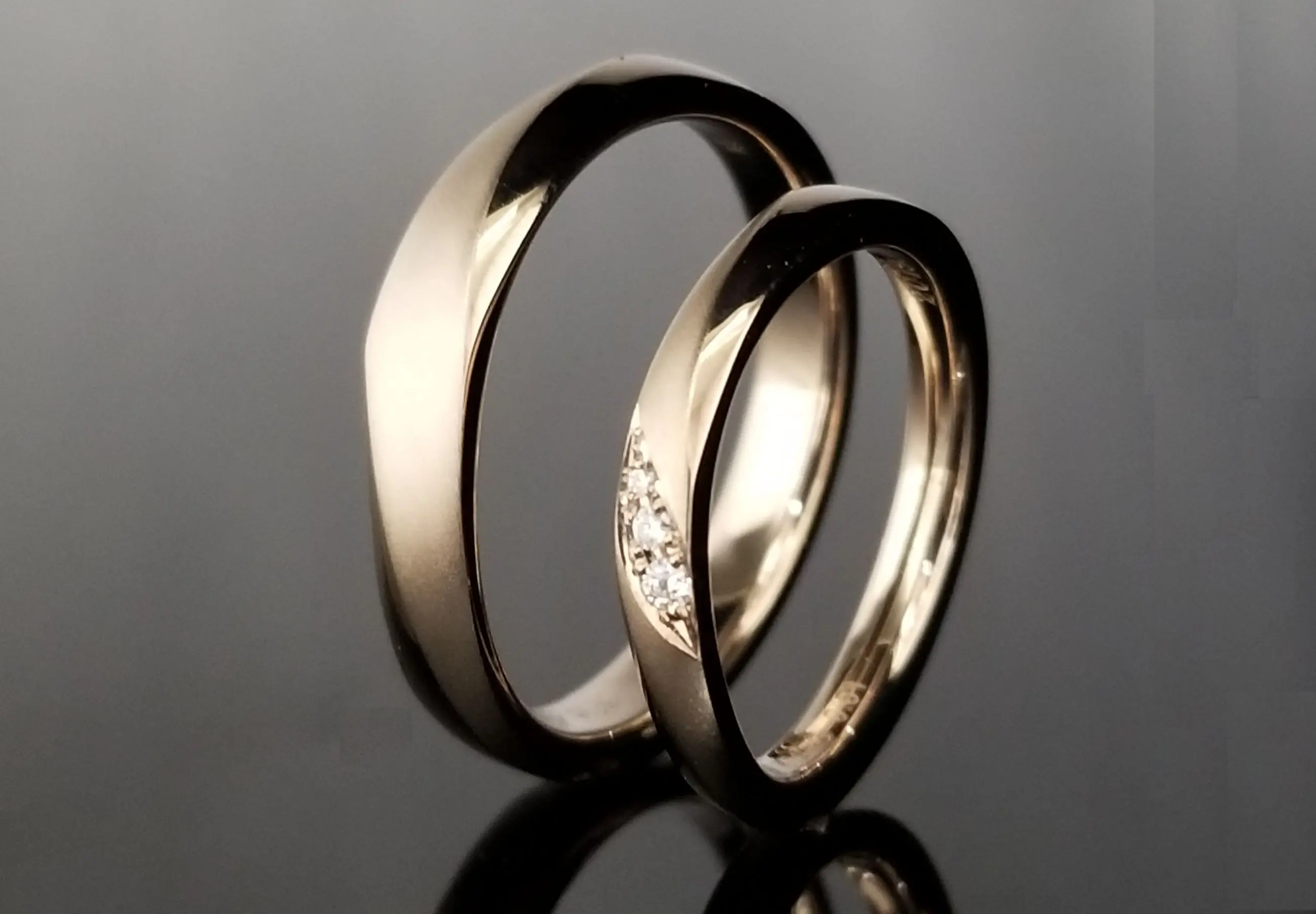 コーラルゴールドの素敵なご結婚指輪 | 結婚・婚約指輪の