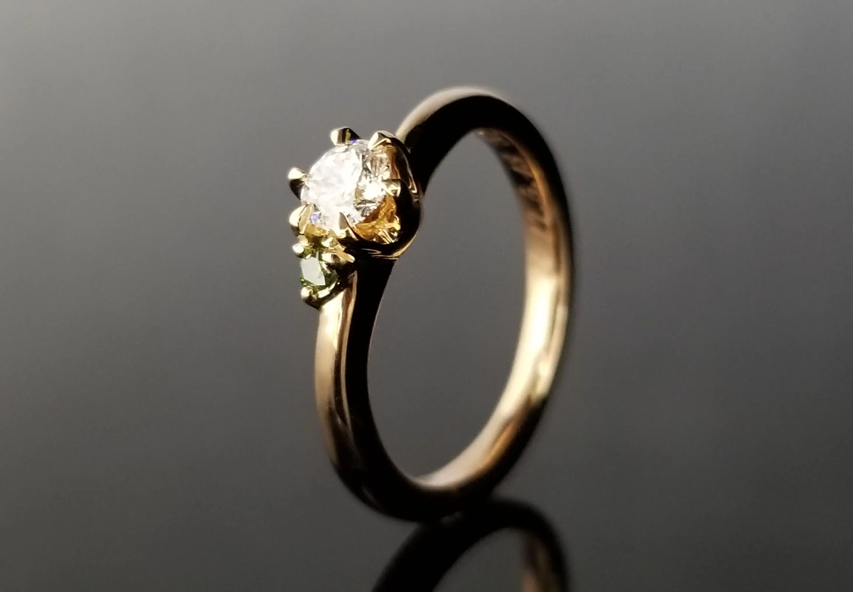 mk　フルオーダーリング ウェーブ感とダイヤが美しく素敵なフルオーダーのご婚約指輪 | 結婚