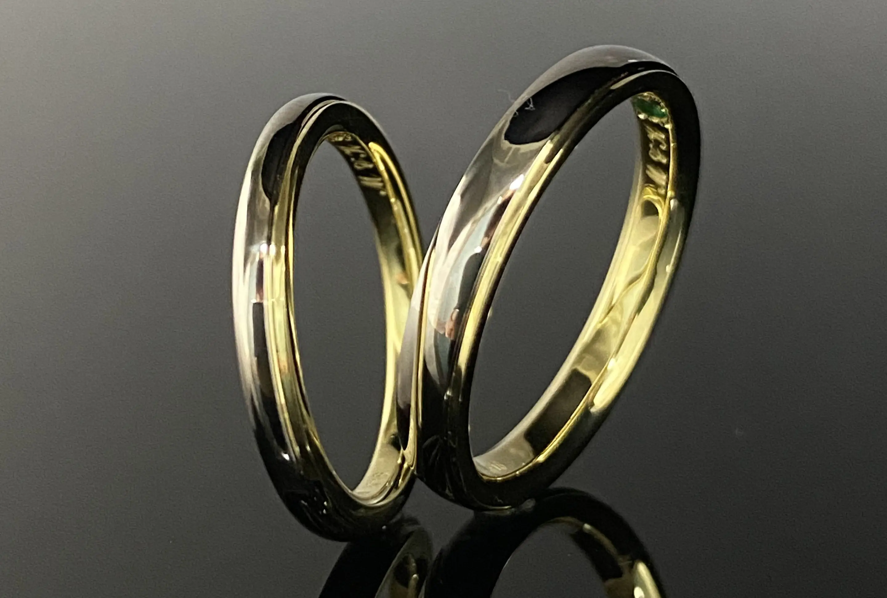 ひろオーダーリング 差し色のイエローゴールドが美しい鍛造フルオーダーリング | 結婚