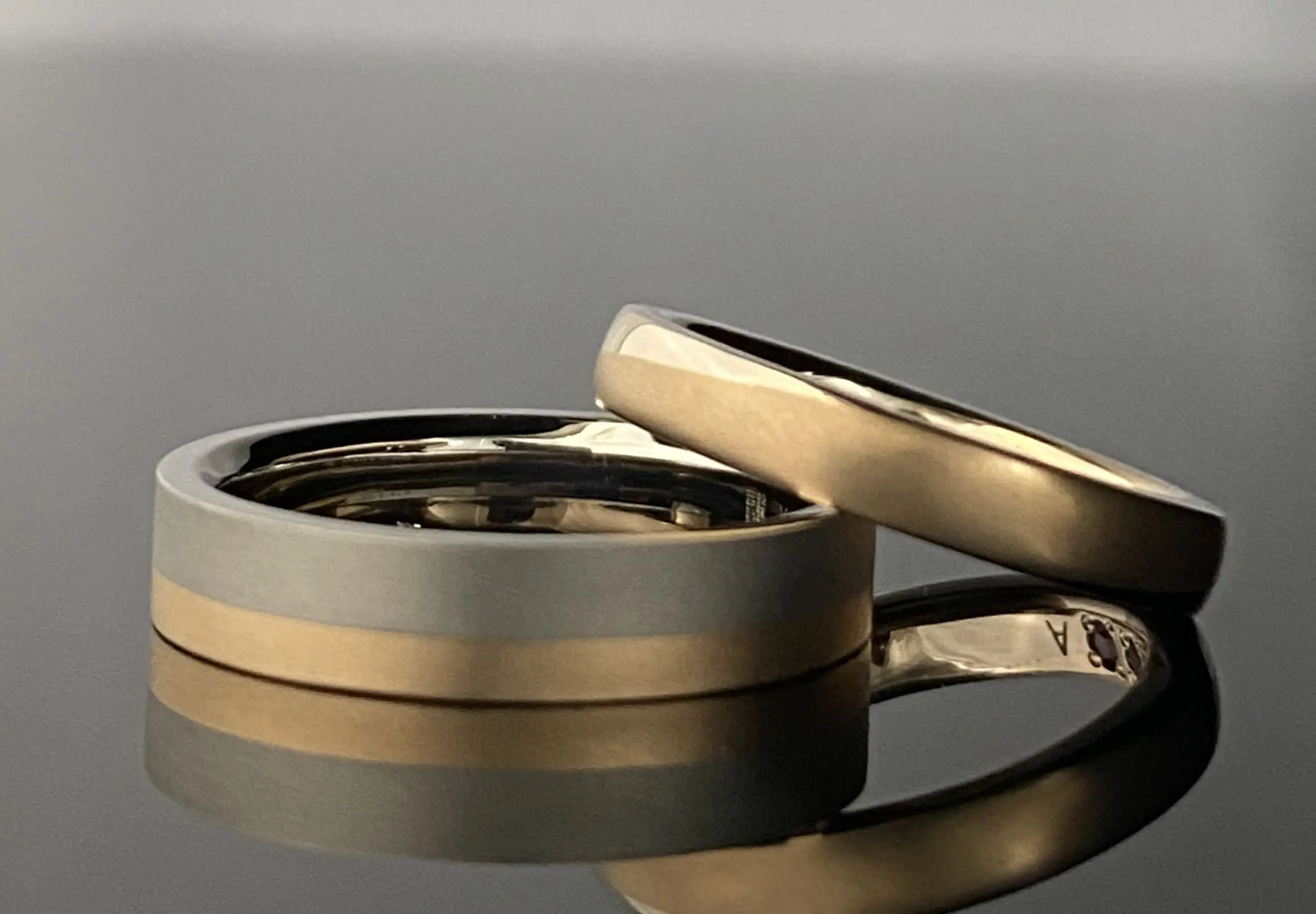 フルオーダーのコンビ加工で唯一無二のご結婚指輪を | 結婚