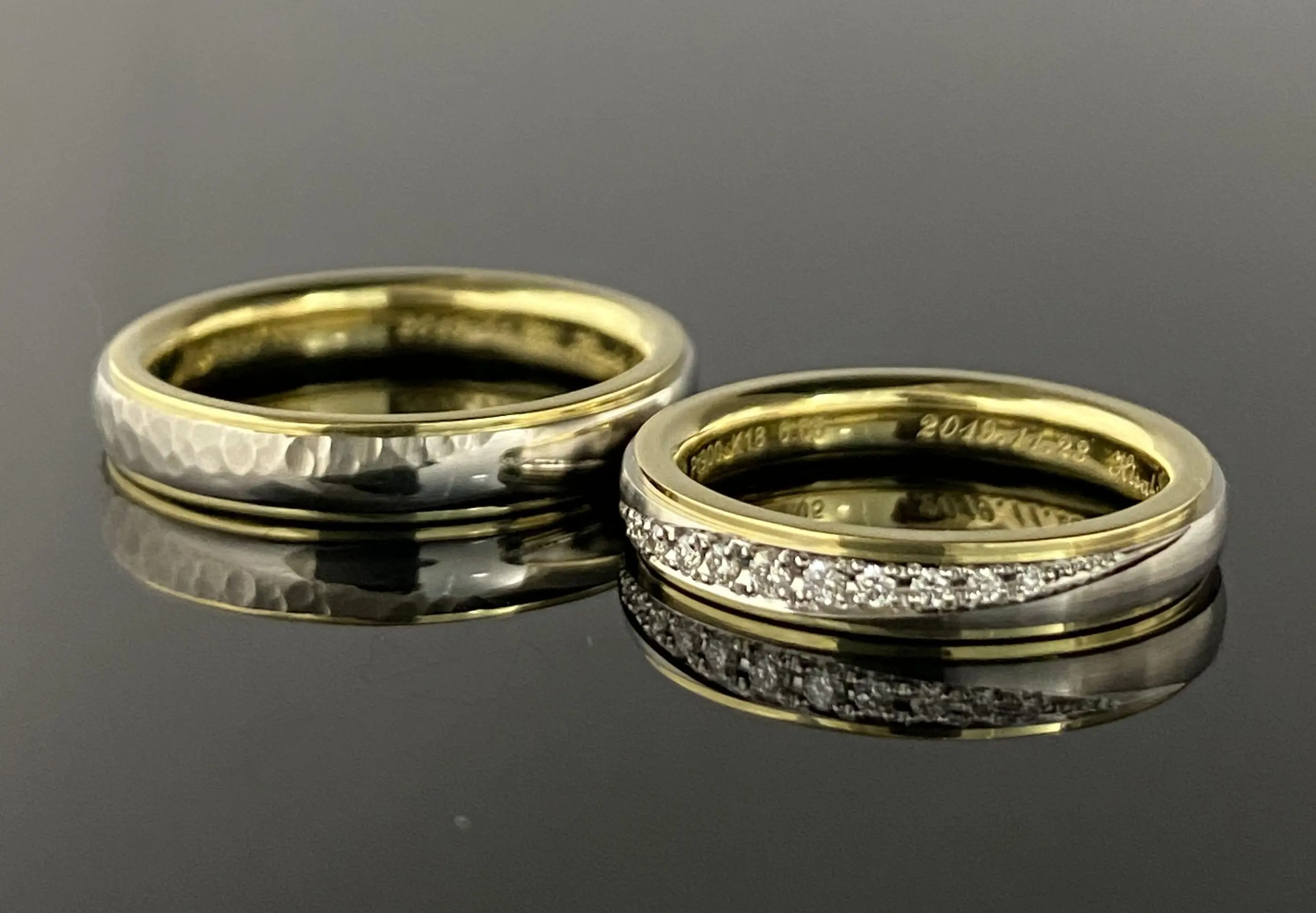 コンビ加工と斜めのデザインでペア感のあるご結婚指輪 | 結婚