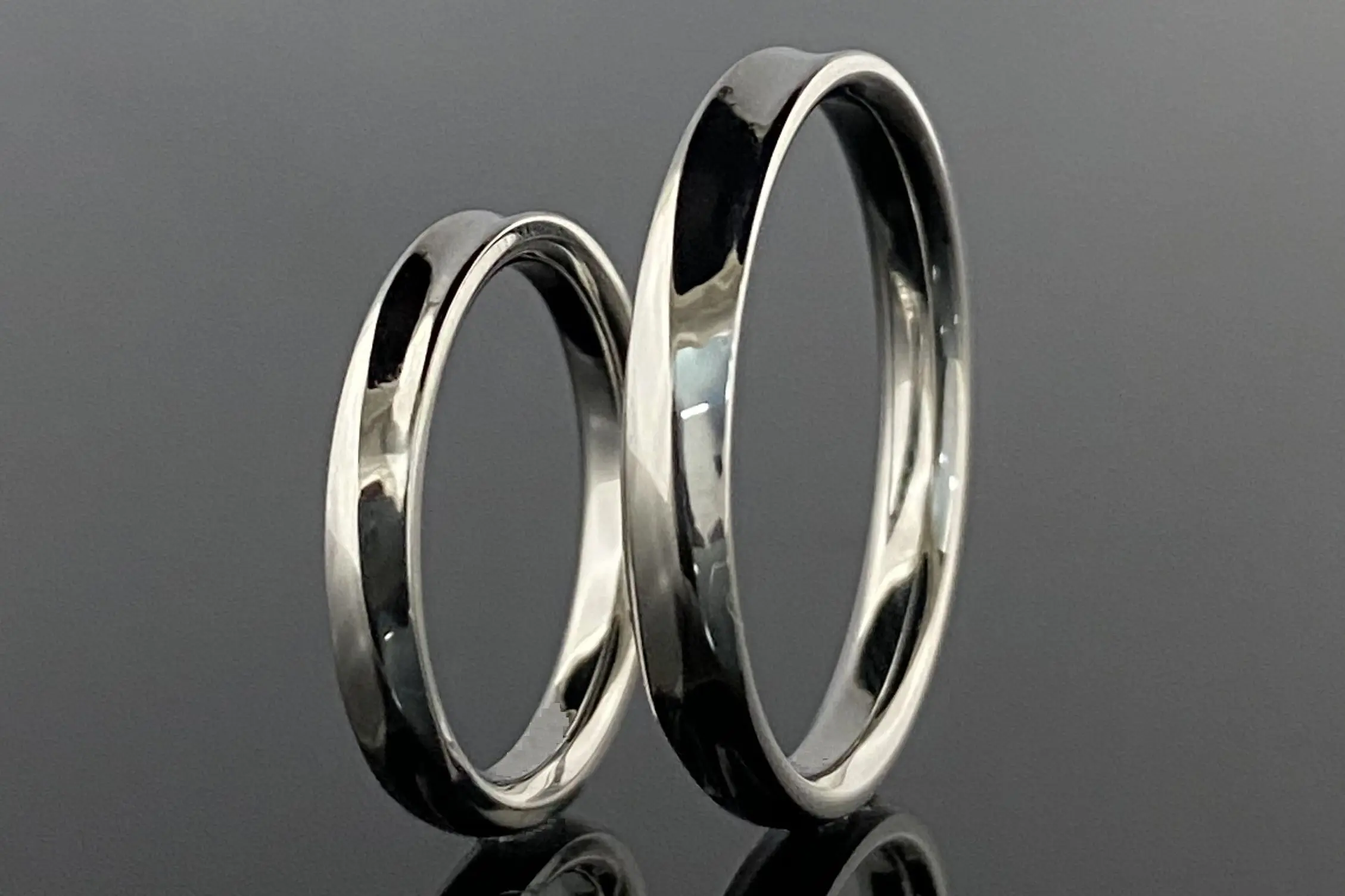 えぐり加工のみのシンプルなデザインで素材を楽しんで | 結婚 えぐり加工のみのシンプルなデザインで素材を楽しんで | 結婚