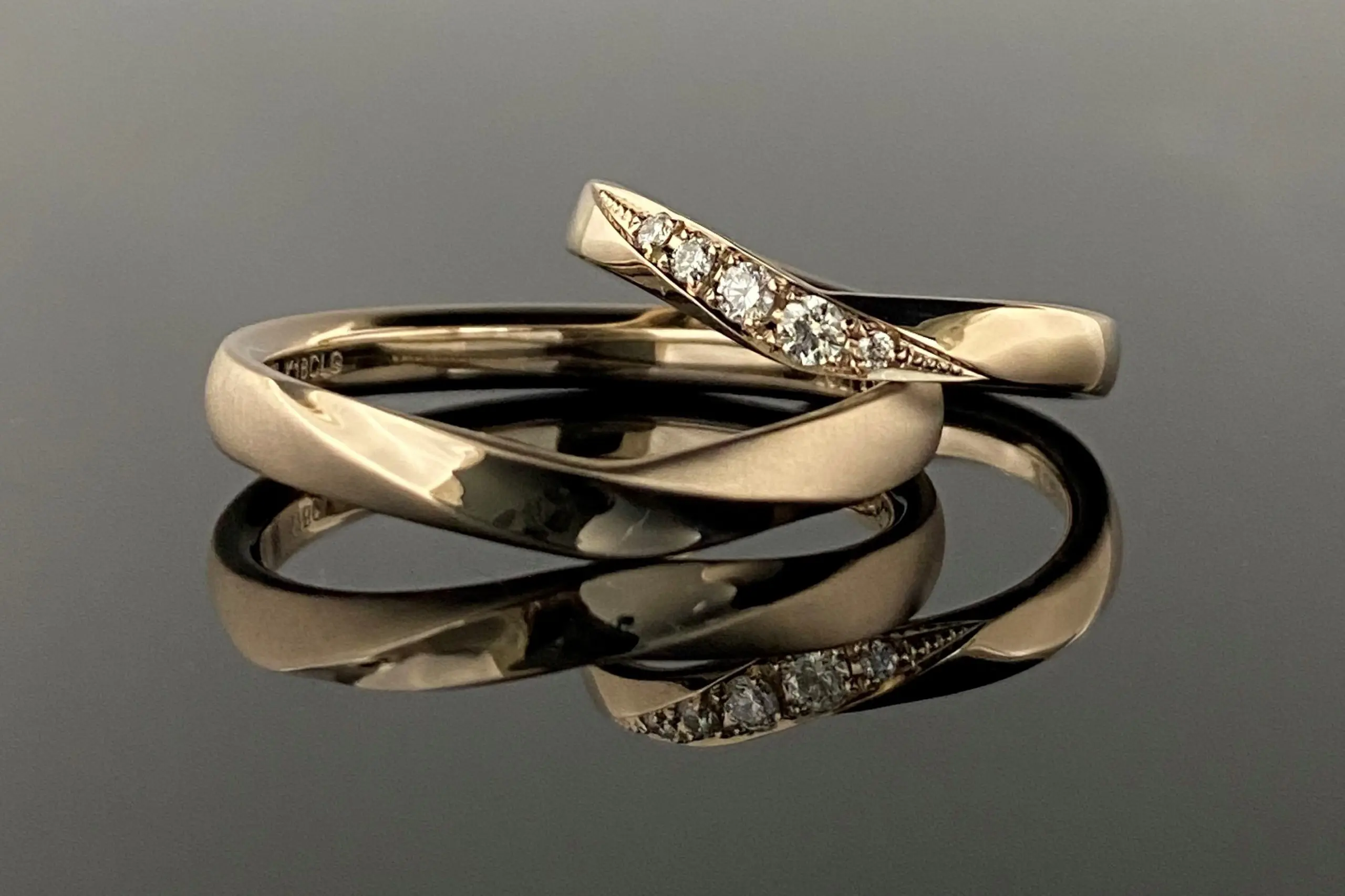 お好みの場所にマットと鏡面仕上げを。 | 結婚・婚約指輪のオーダー