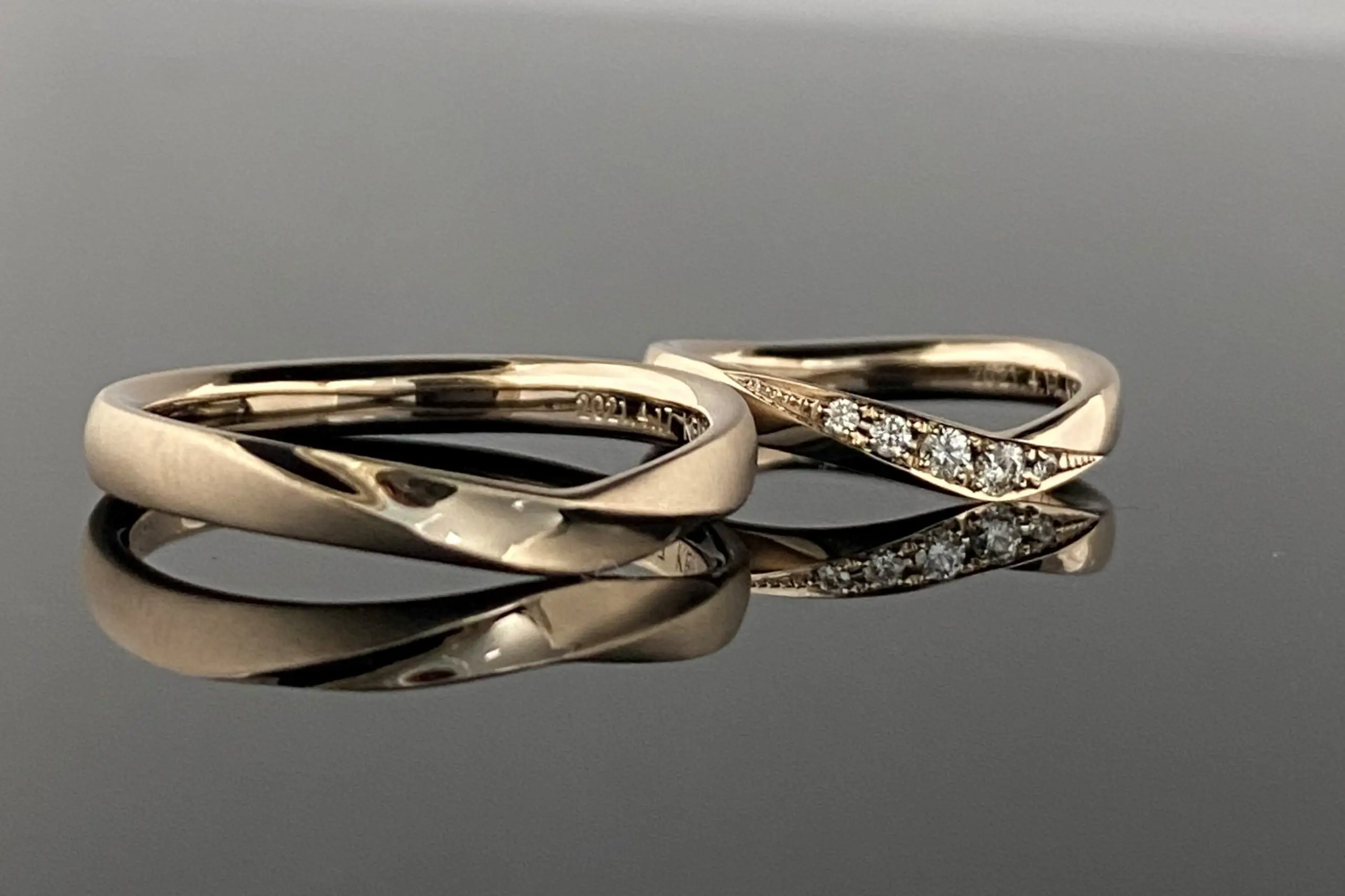 お好みの場所にマットと鏡面仕上げを。 | 結婚・婚約指輪のオーダー