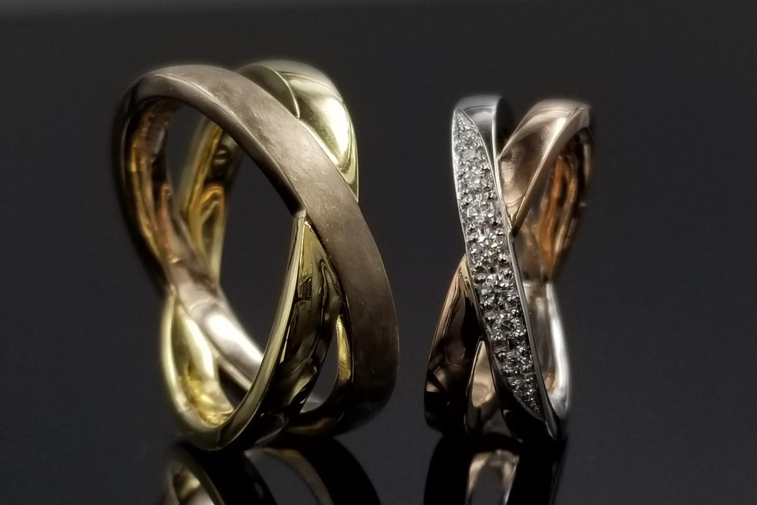 TOM出品商品　貴重　フェザーリング　金銀コンビ　指輪 楽天市場】18金 指輪 18K コンビ ダブルフェザー リング