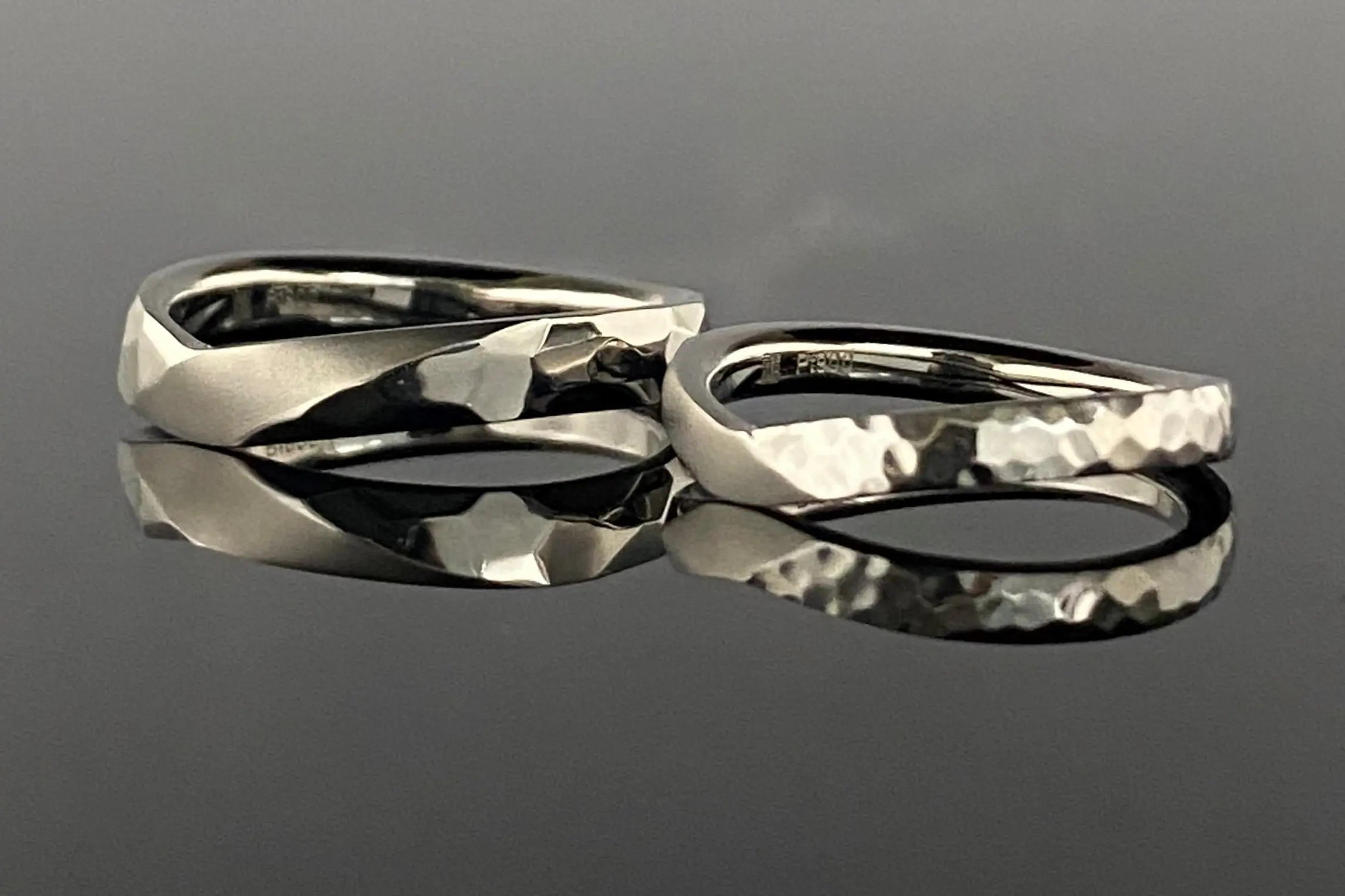 槌目の大きさで見え方の変化を楽しんで | 結婚・婚約指輪のオーダー