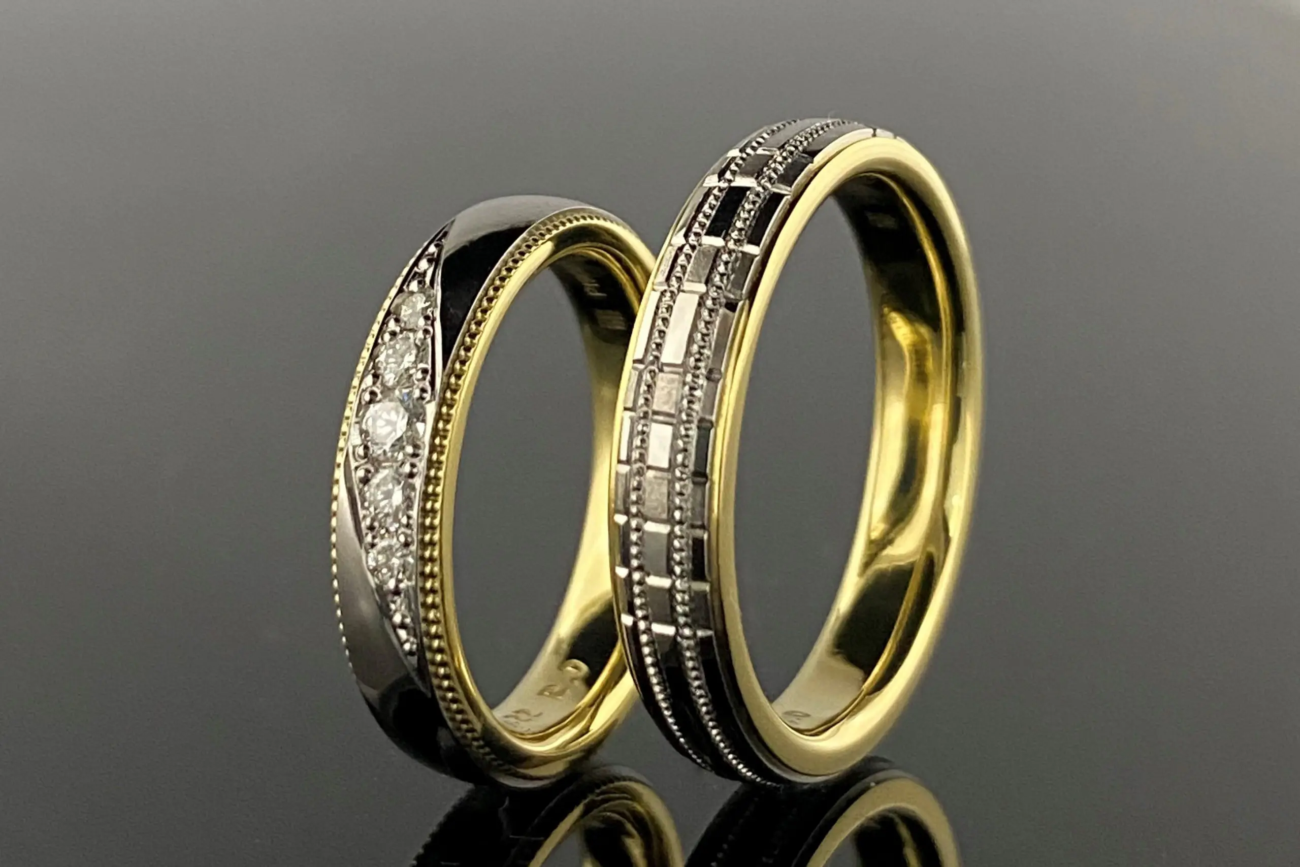 ミル打ちとライン加工で楽器を表現 | 結婚・婚約指輪のオーダーメイド