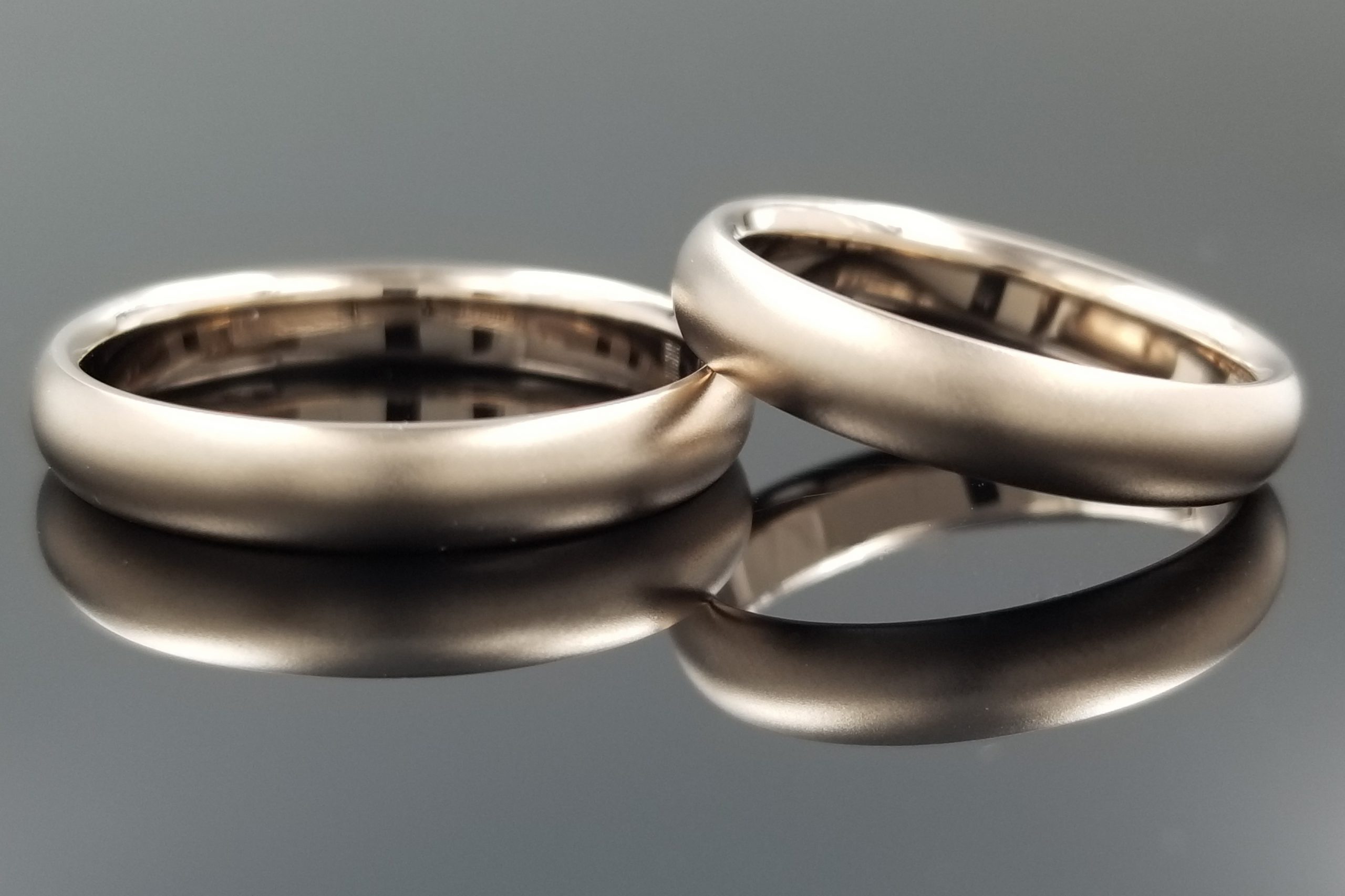 マット加工が美しいご結婚指輪のサムネイル