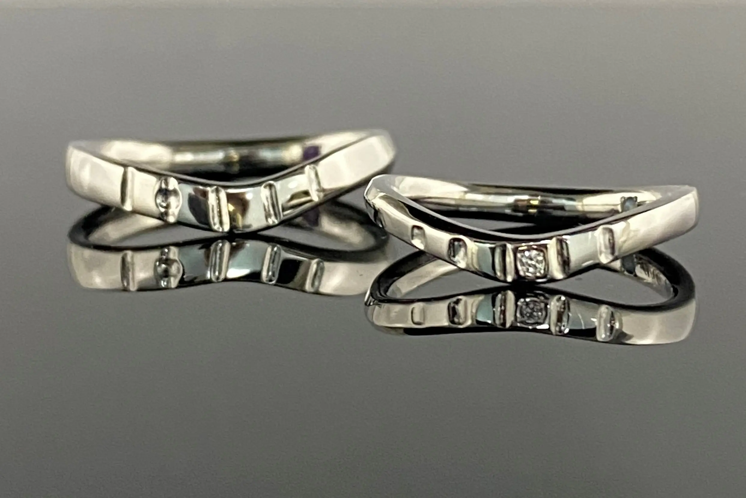 流れるような美しいデザインの鍛造フルオーダーリング | 結婚・婚約