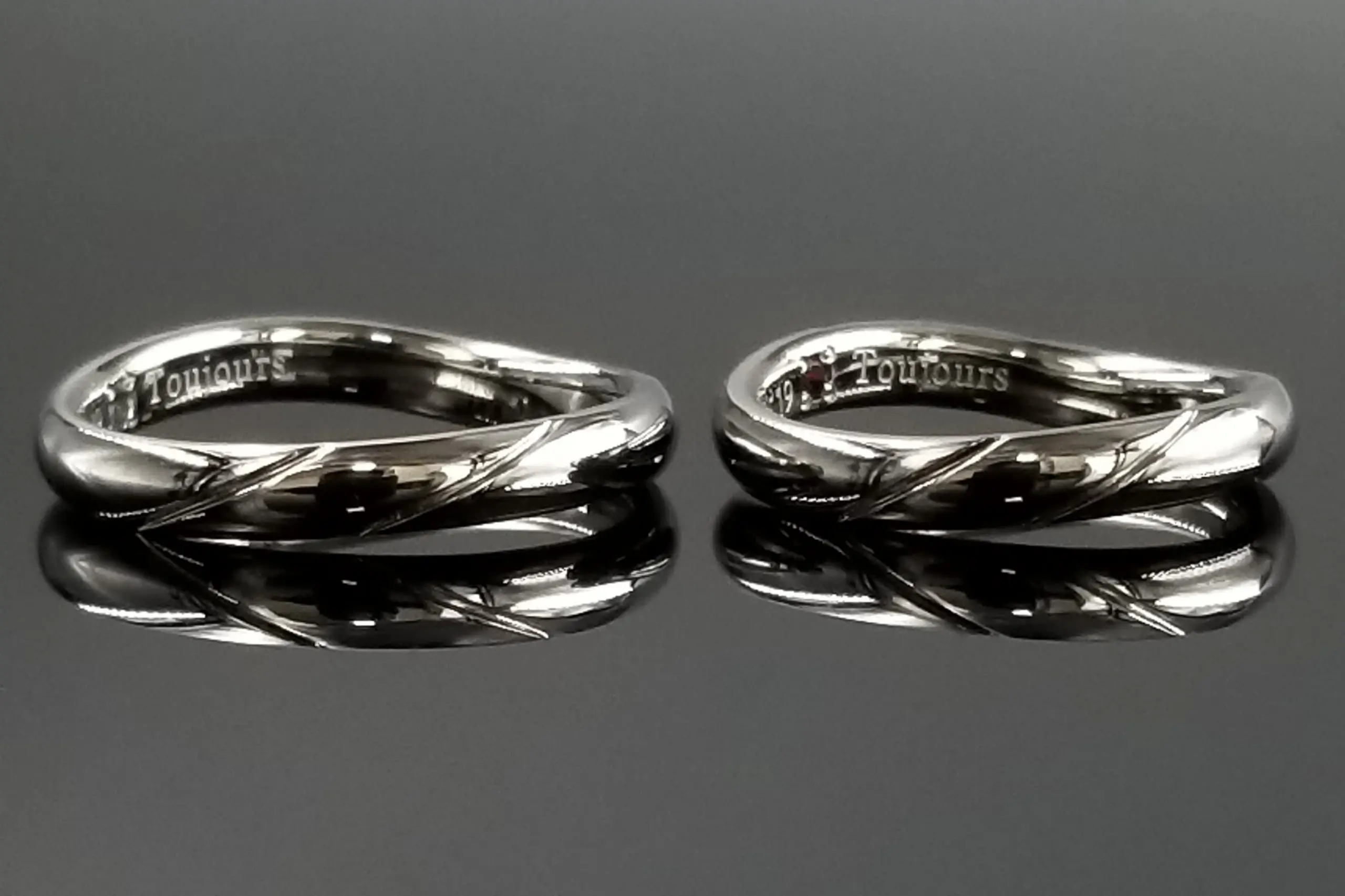 ころんとした甲丸形状で柔らかい雰囲気に仕上がりました。 | 結婚