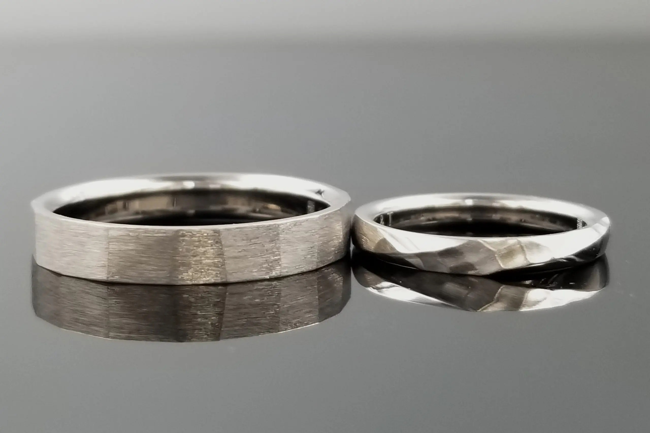 落ち着きのあるホワイトゴールドで重厚感を持たせました | 結婚
