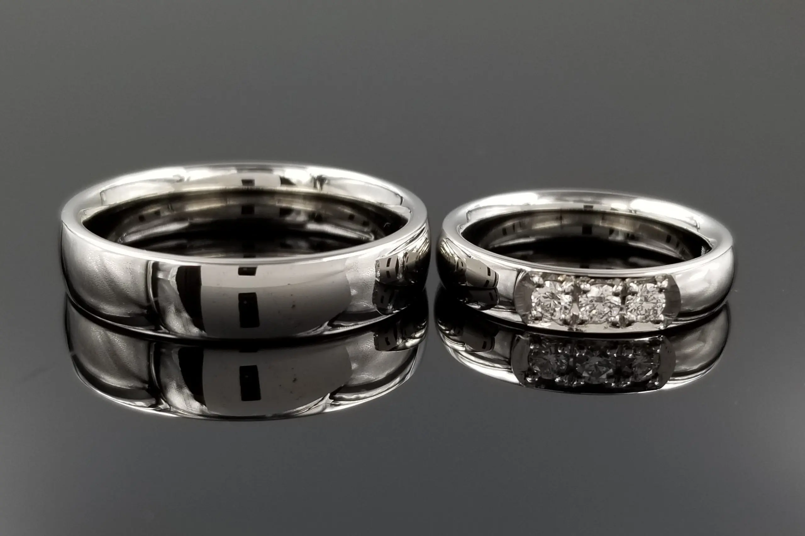 シンプルなデザインこそ、丈夫な鍛造製法で。 | 結婚・婚約指輪の