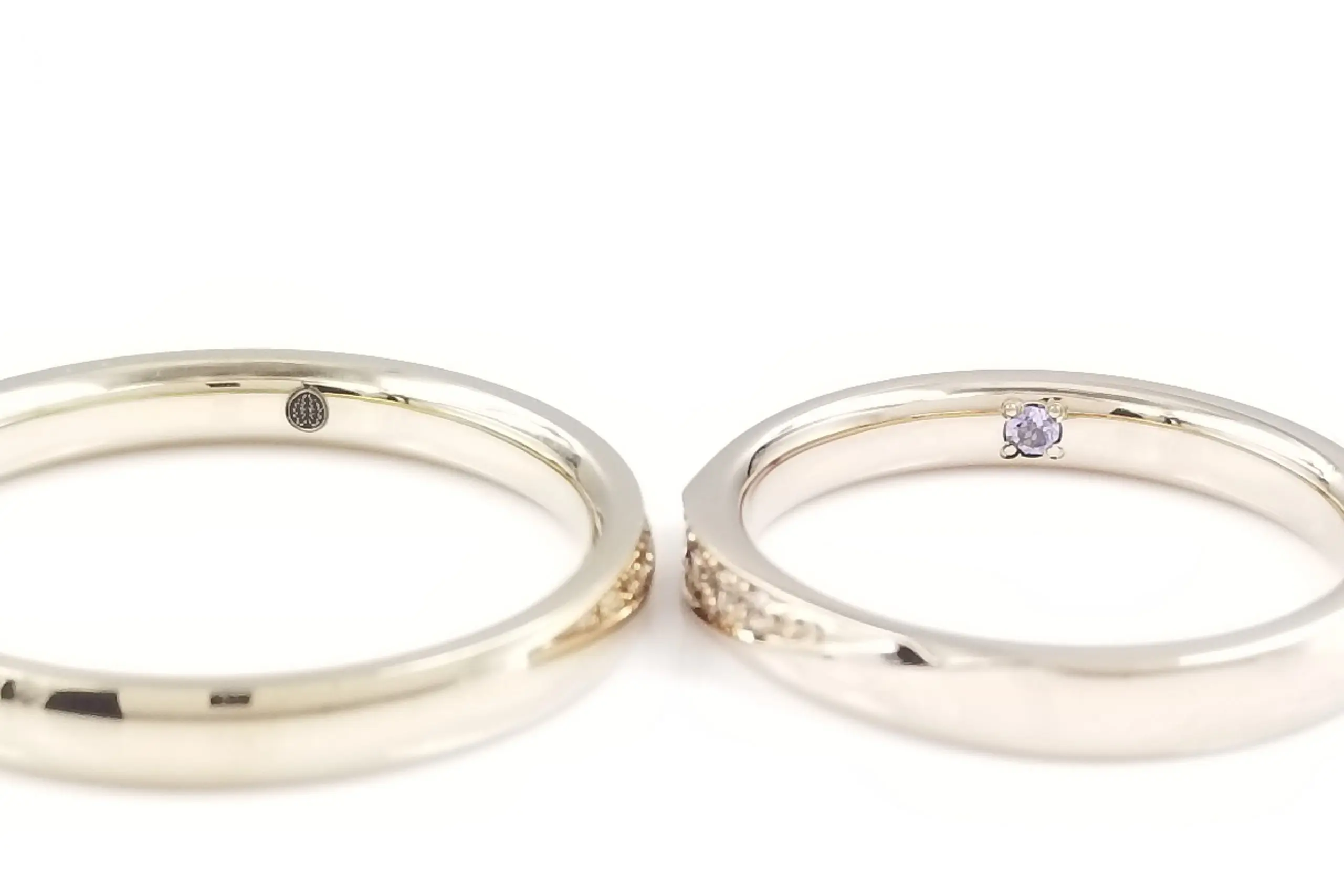 マーライオンと家紋を組み合わせた刻印 | 結婚・婚約指輪のオーダー