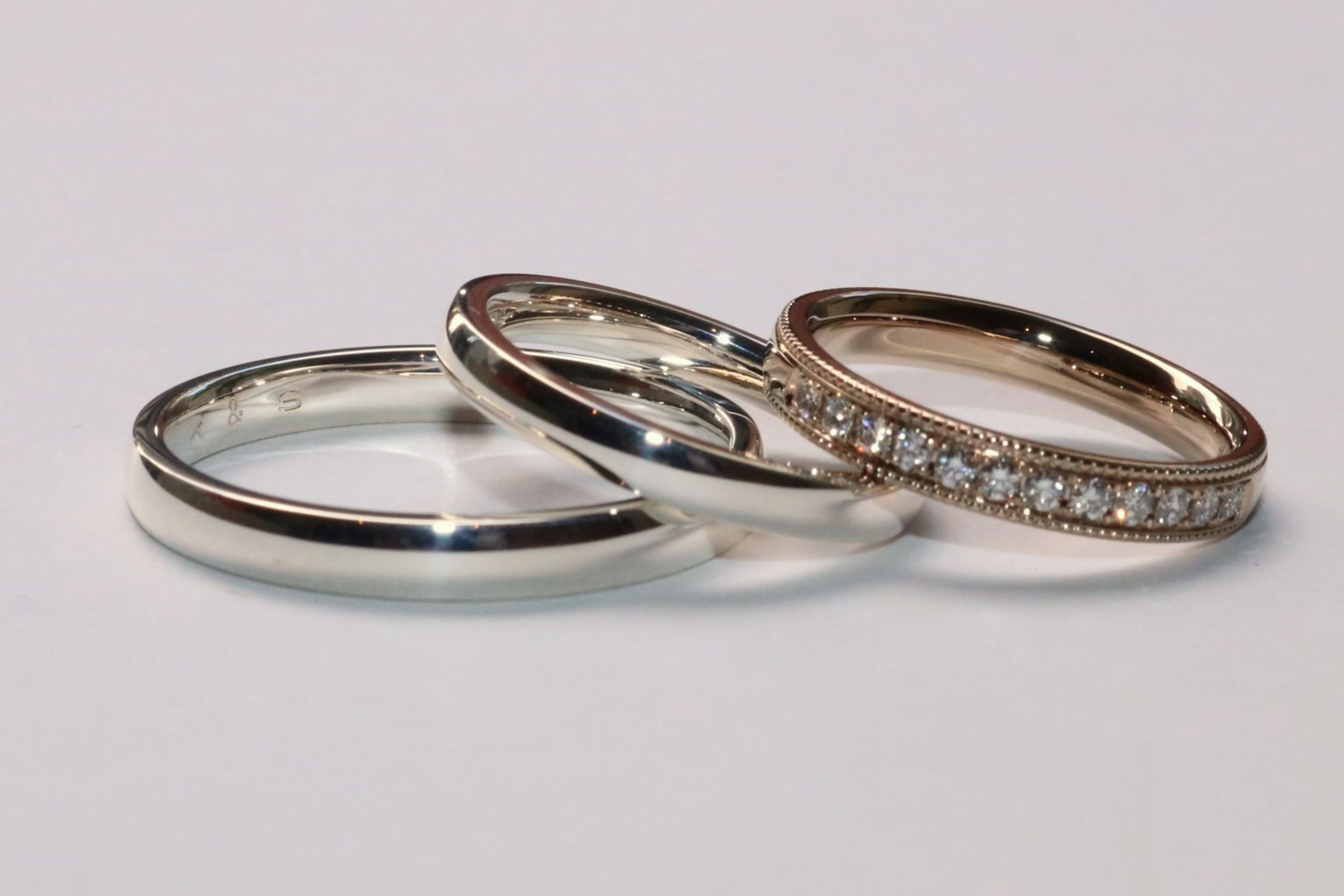 人気急上昇⁉上下ミルのハーフエタニティ婚約指輪のサムネイル