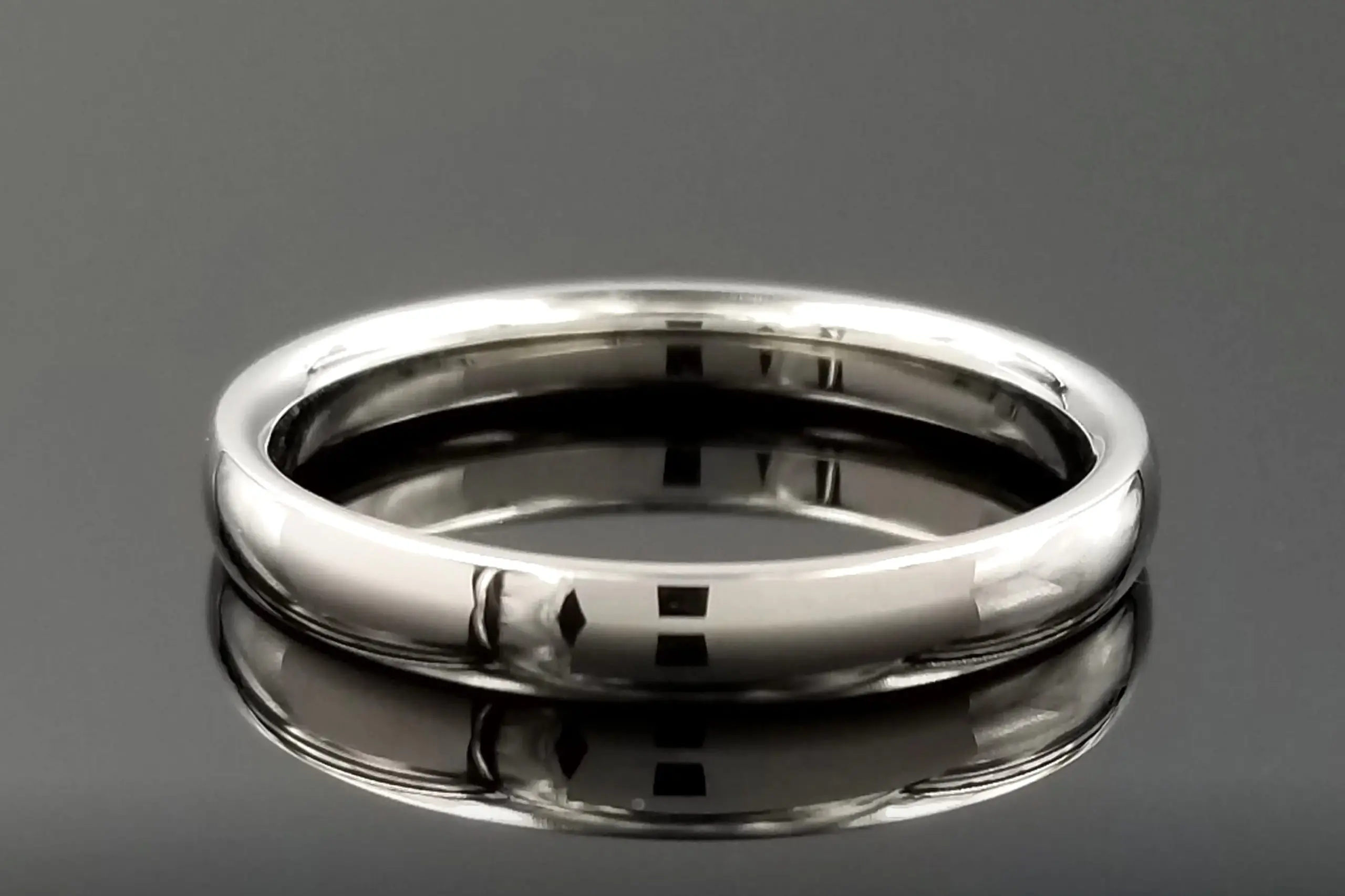 欲張り！2択のデザインを1つに | 結婚・婚約指輪のオーダーメイドは