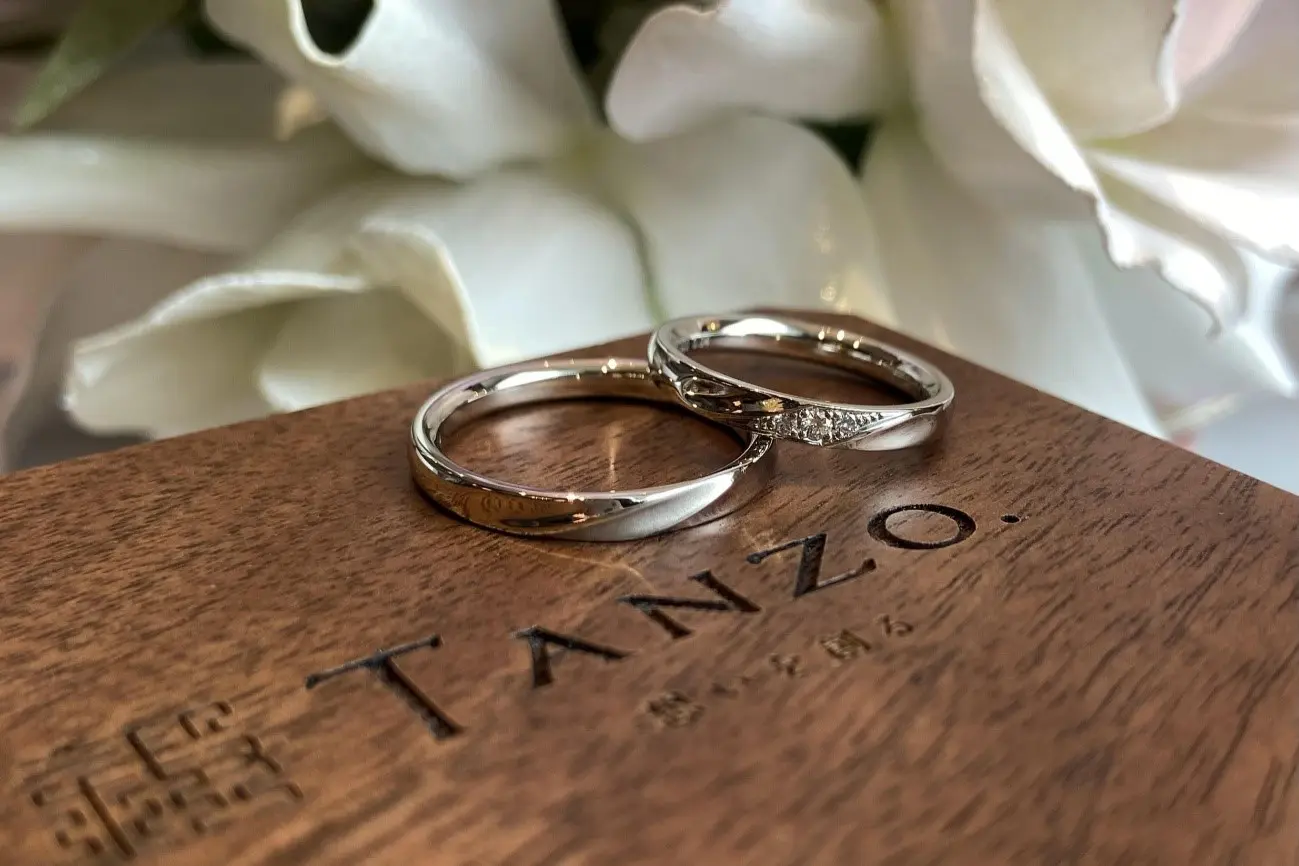 それぞれの「好き」を込めて | 結婚・婚約指輪のオーダーメイドは鍛造