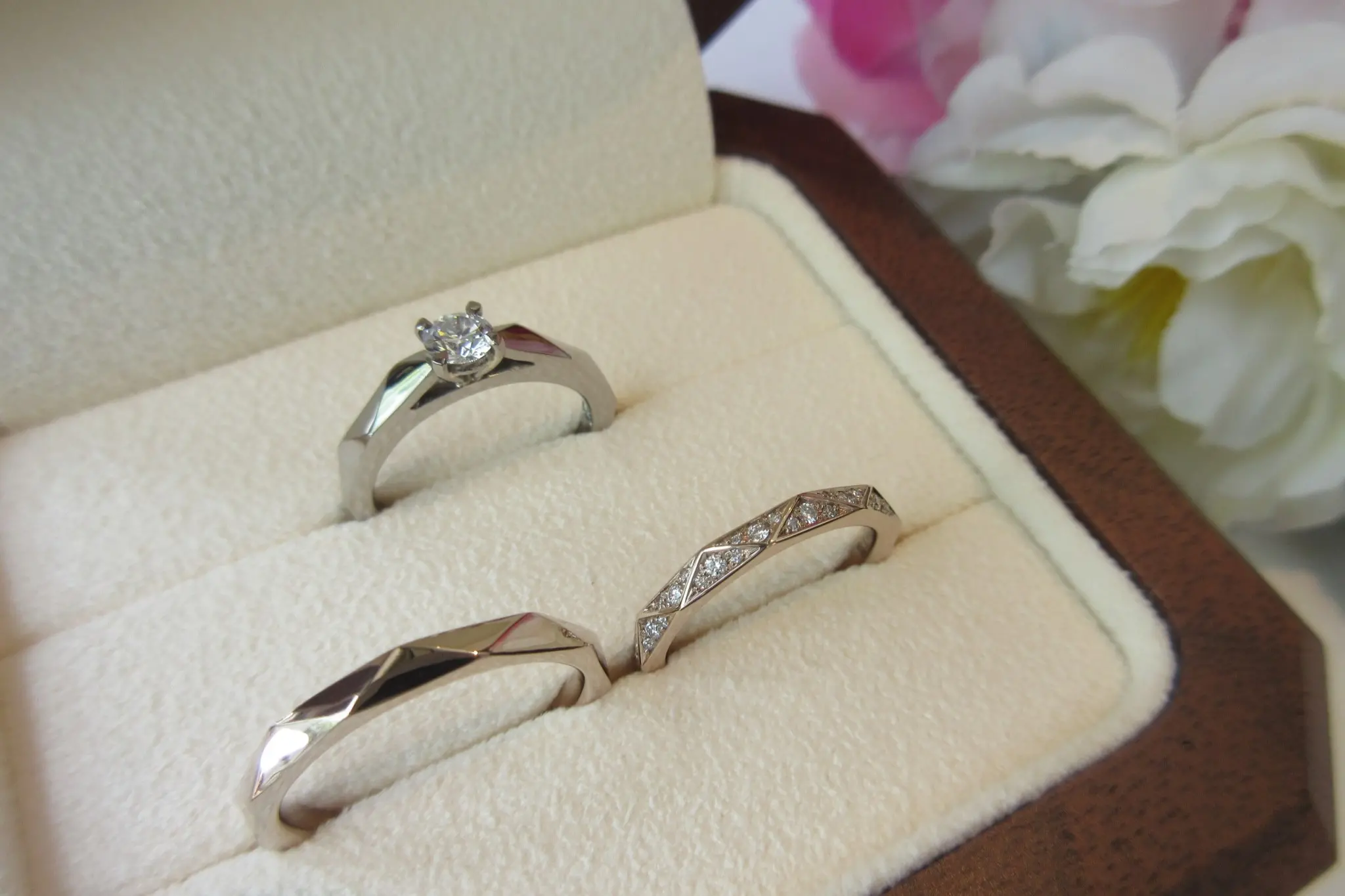 三角づくし！ | 結婚・婚約指輪のオーダーメイドは鍛造指輪＜TANZO＞