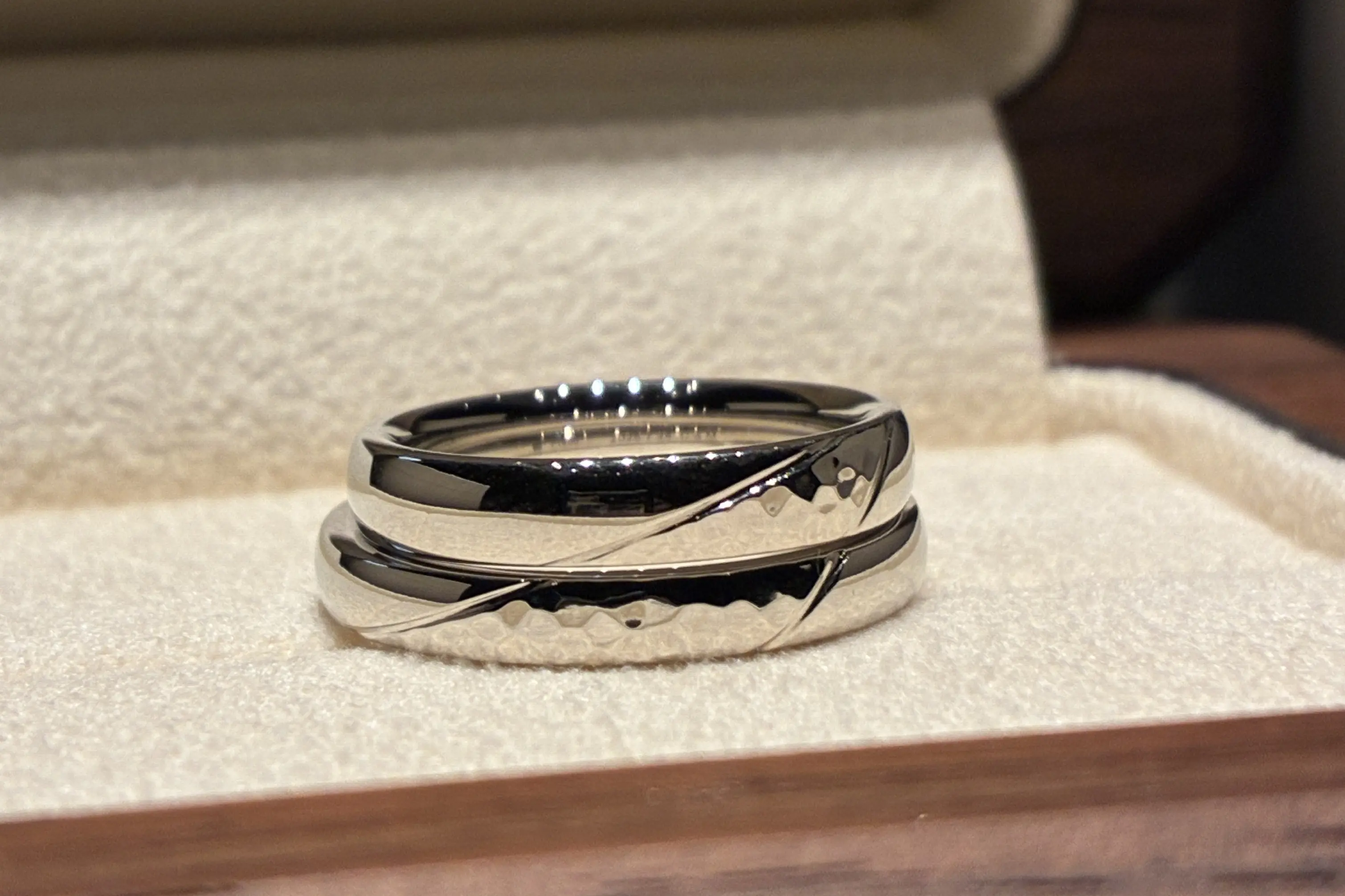 【同時梱包限定2】ハンドメイド リング 指輪 2本を合わせて浮かび上がるデザイン！ | 結婚・婚約指輪のオーダー